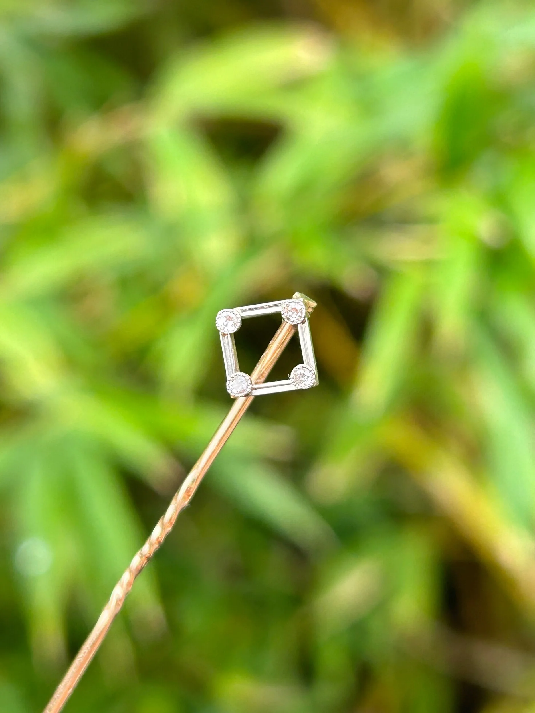 27AE46AE-6232-49DF-BE2A-6324FA487B00