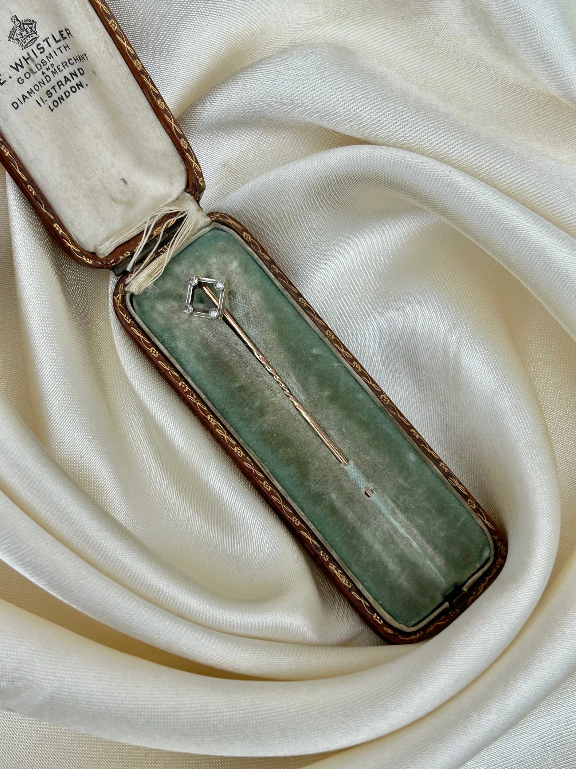 508B8050-1AB5-4CA9-BAD9-99DB2000C47F