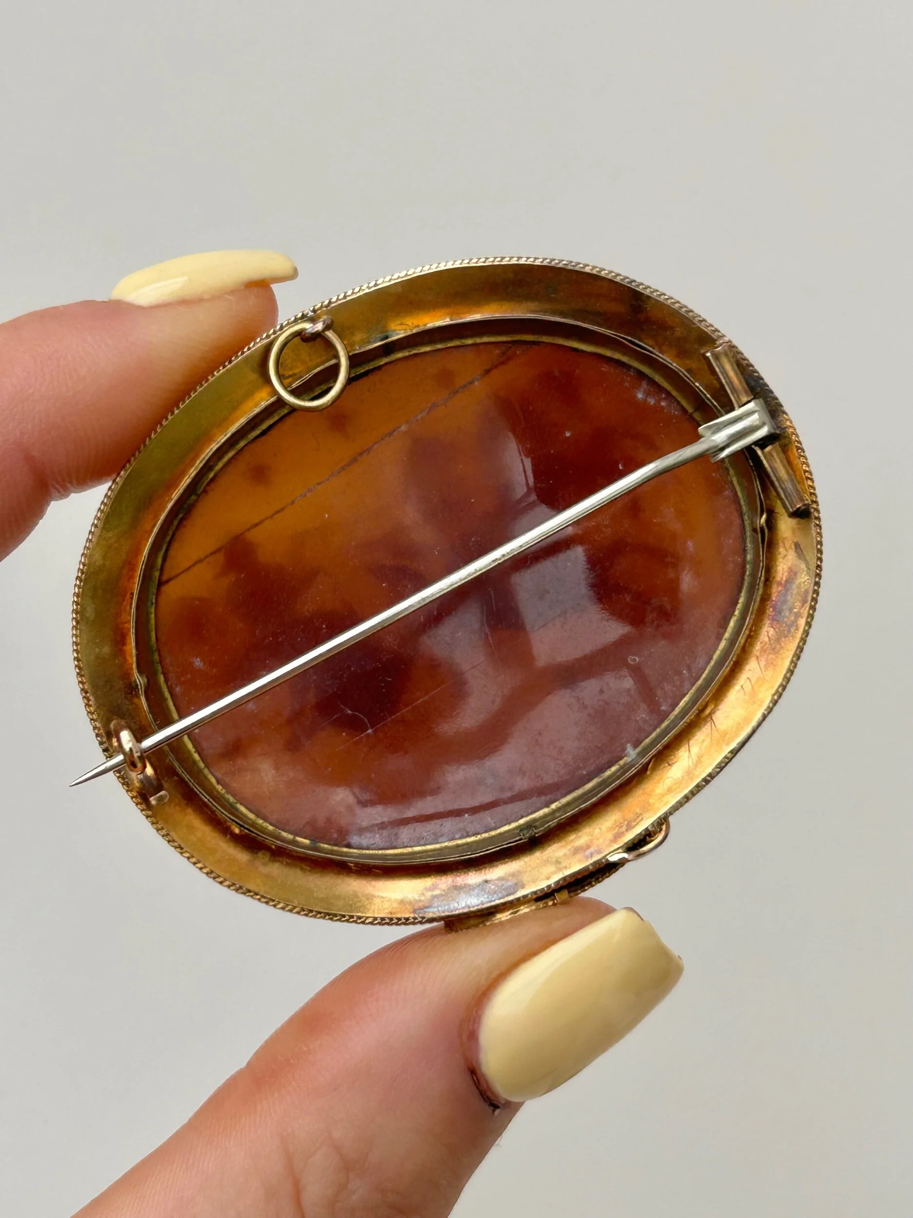 900B92A7-8232-43F9-B5FA-C9307F4A1AD8