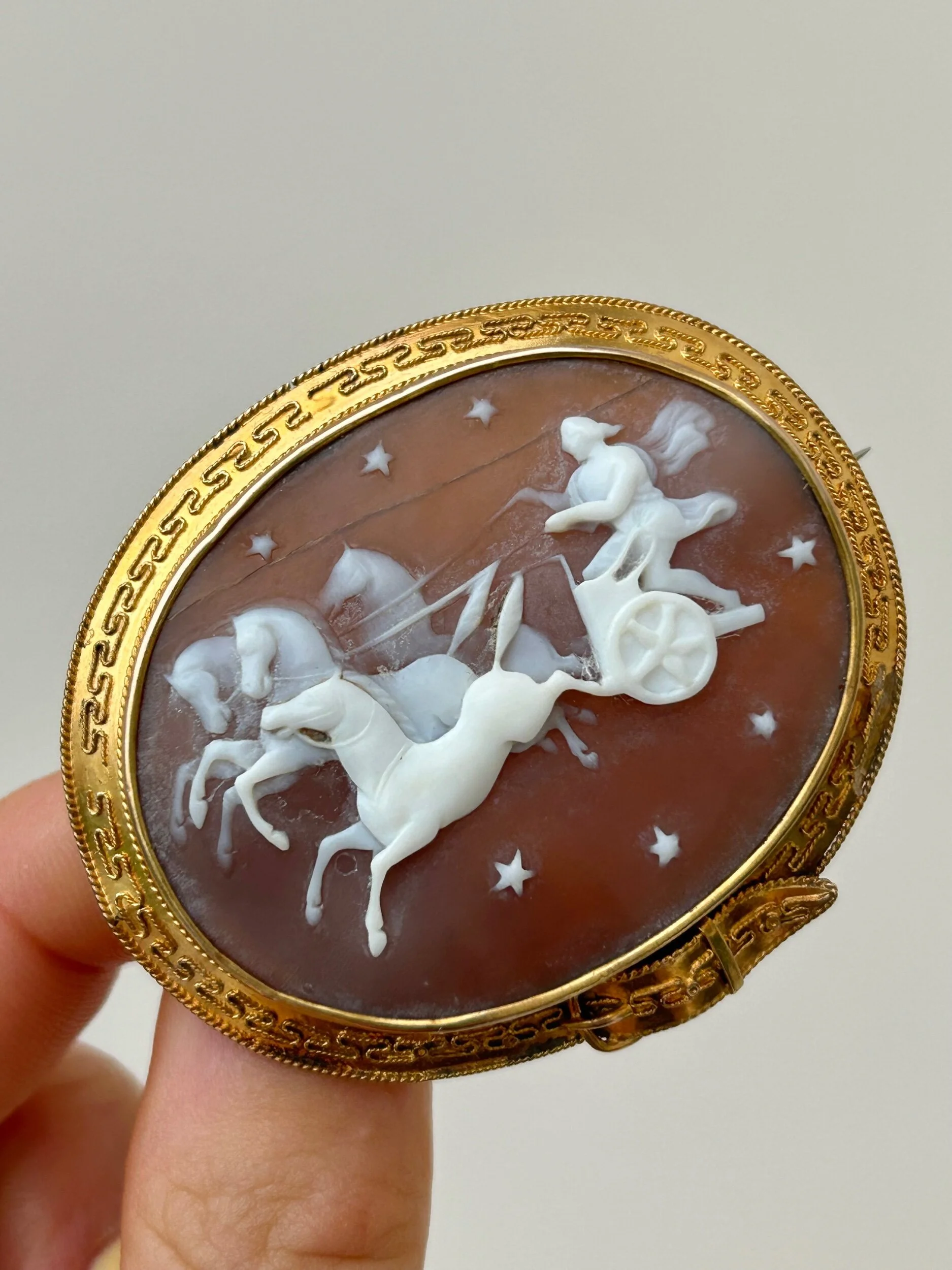 49B3DCCB-8D57-4EE3-BDE3-32E45873CF0A