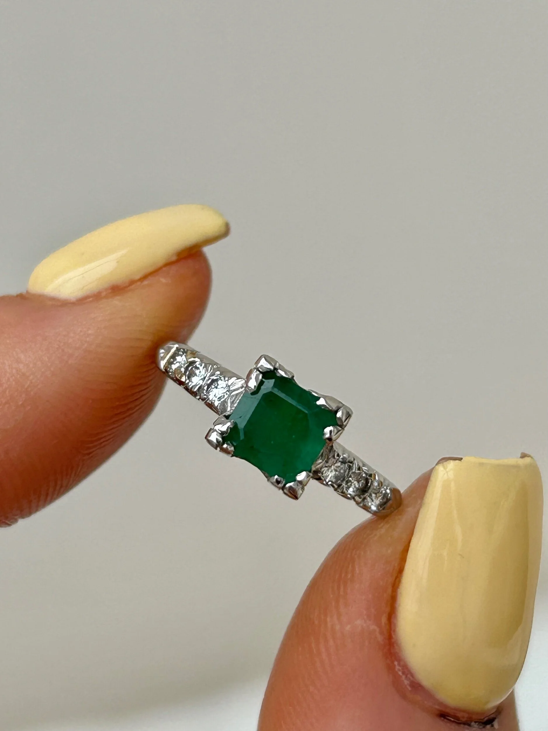 7A608901-62DC-40E9-AE9C-C25451C3C9B7