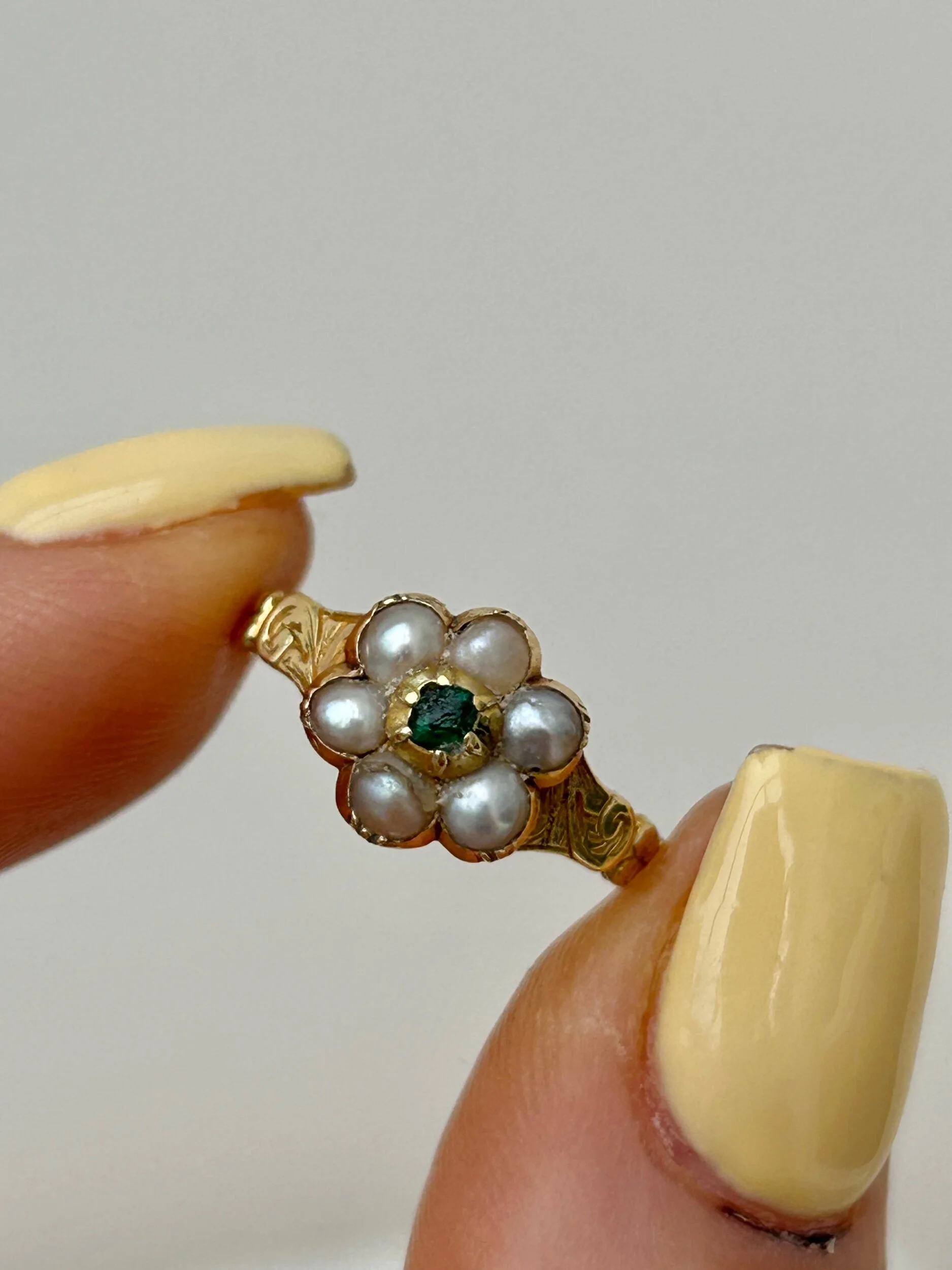 4CDA708A-0041-495E-9A54-EC50D34D6339