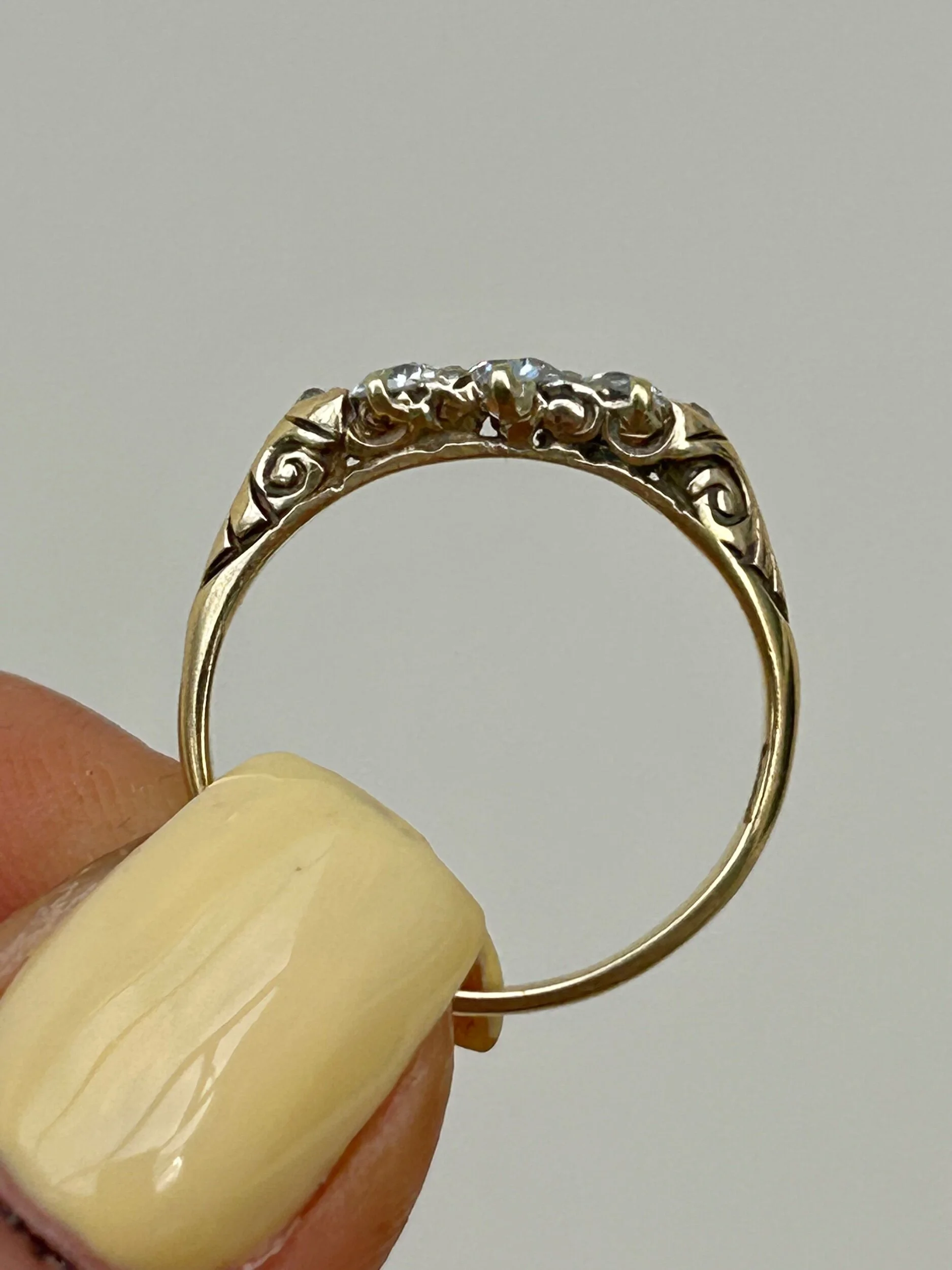 6E3DB29D-C1EA-4D84-A83B-3BD7852108AF