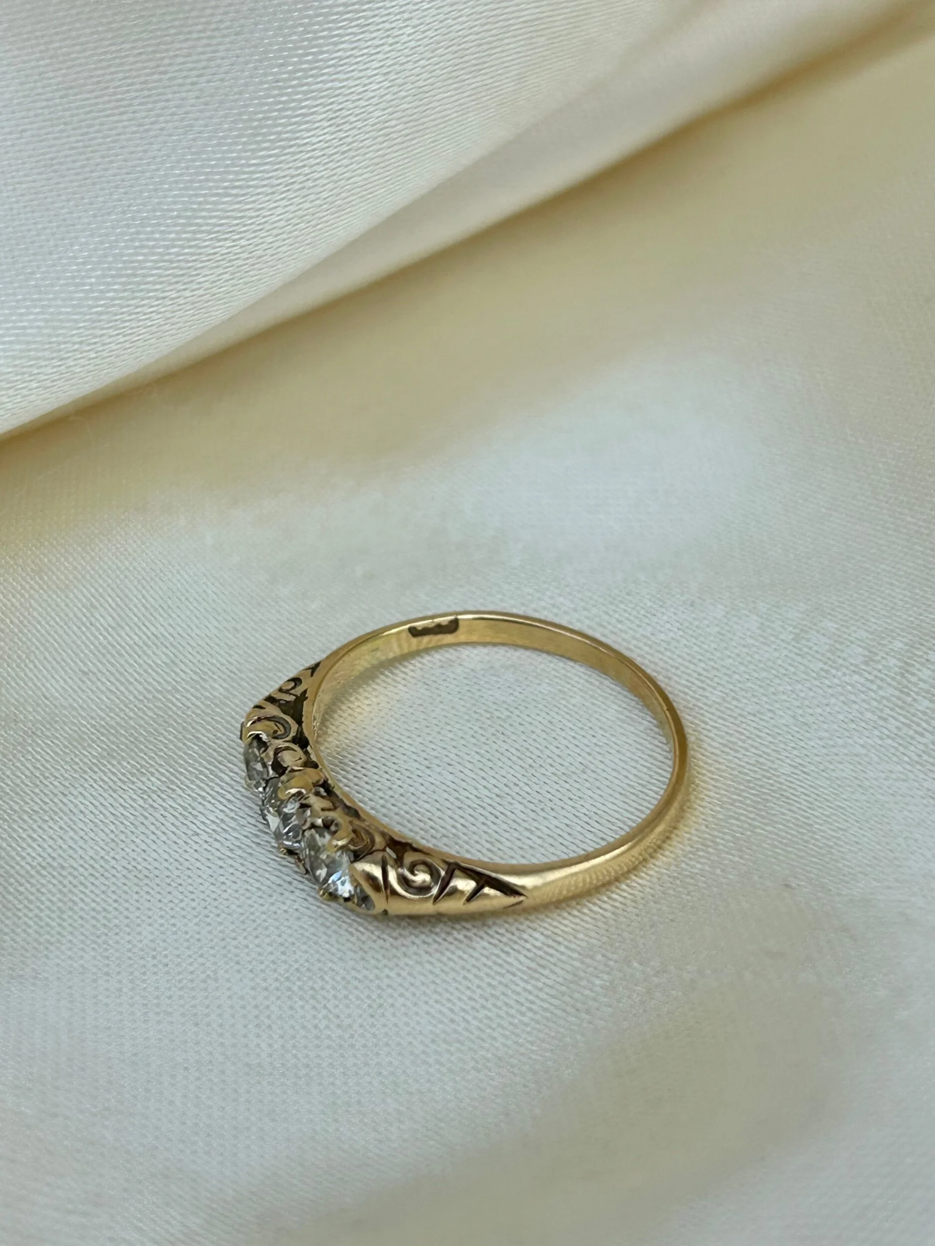 BD0547CD-DACC-4476-9941-441AE558F744