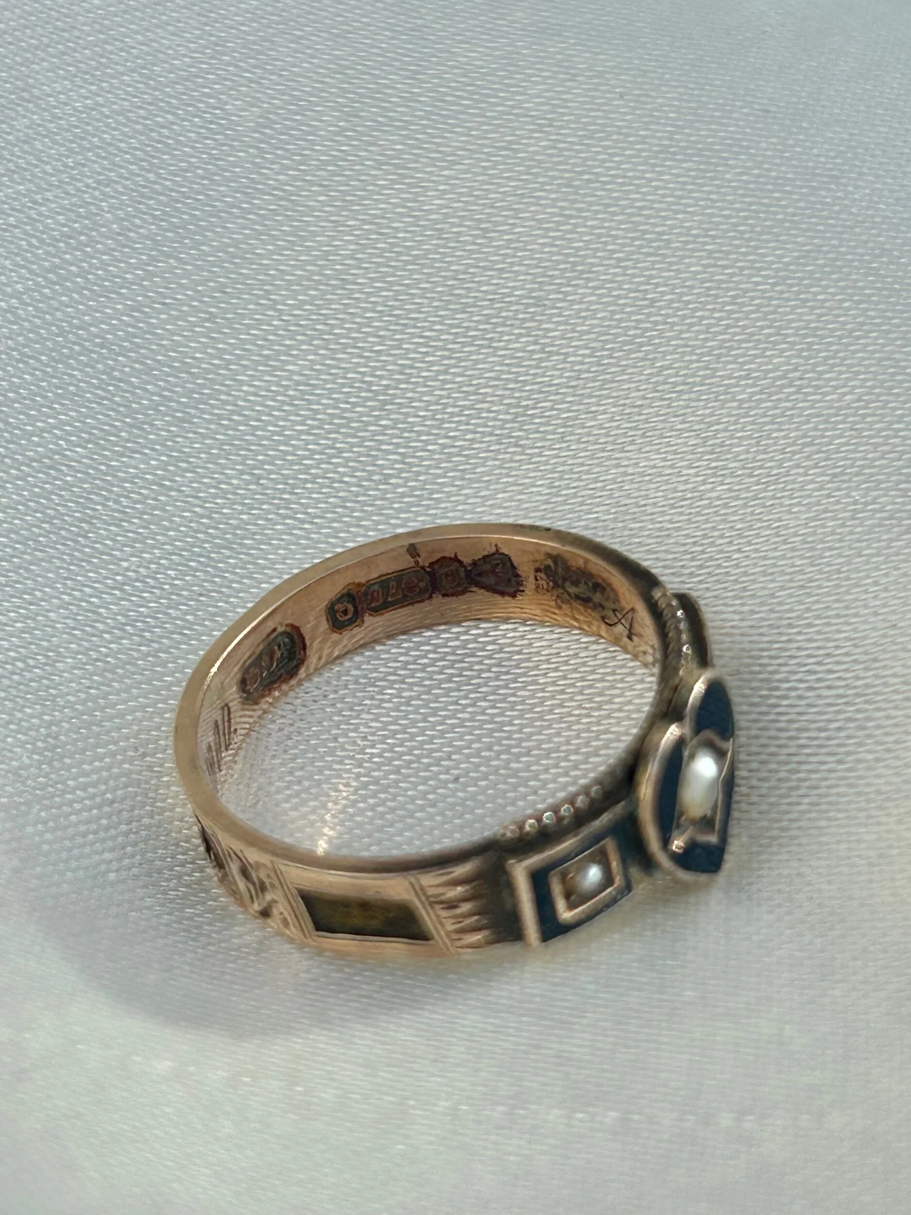 F616DC8B-F87B-48FD-98D4-0DE745C9BD58