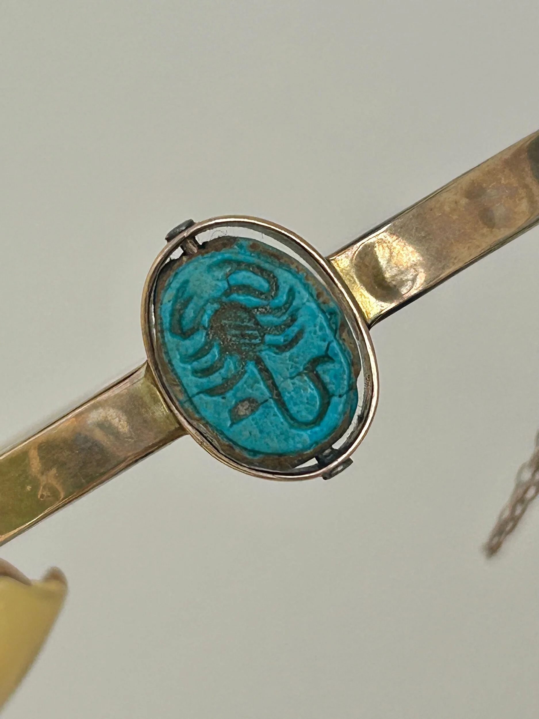 EB1F1138-70F9-4CDA-AC66-323A5B7F75EA