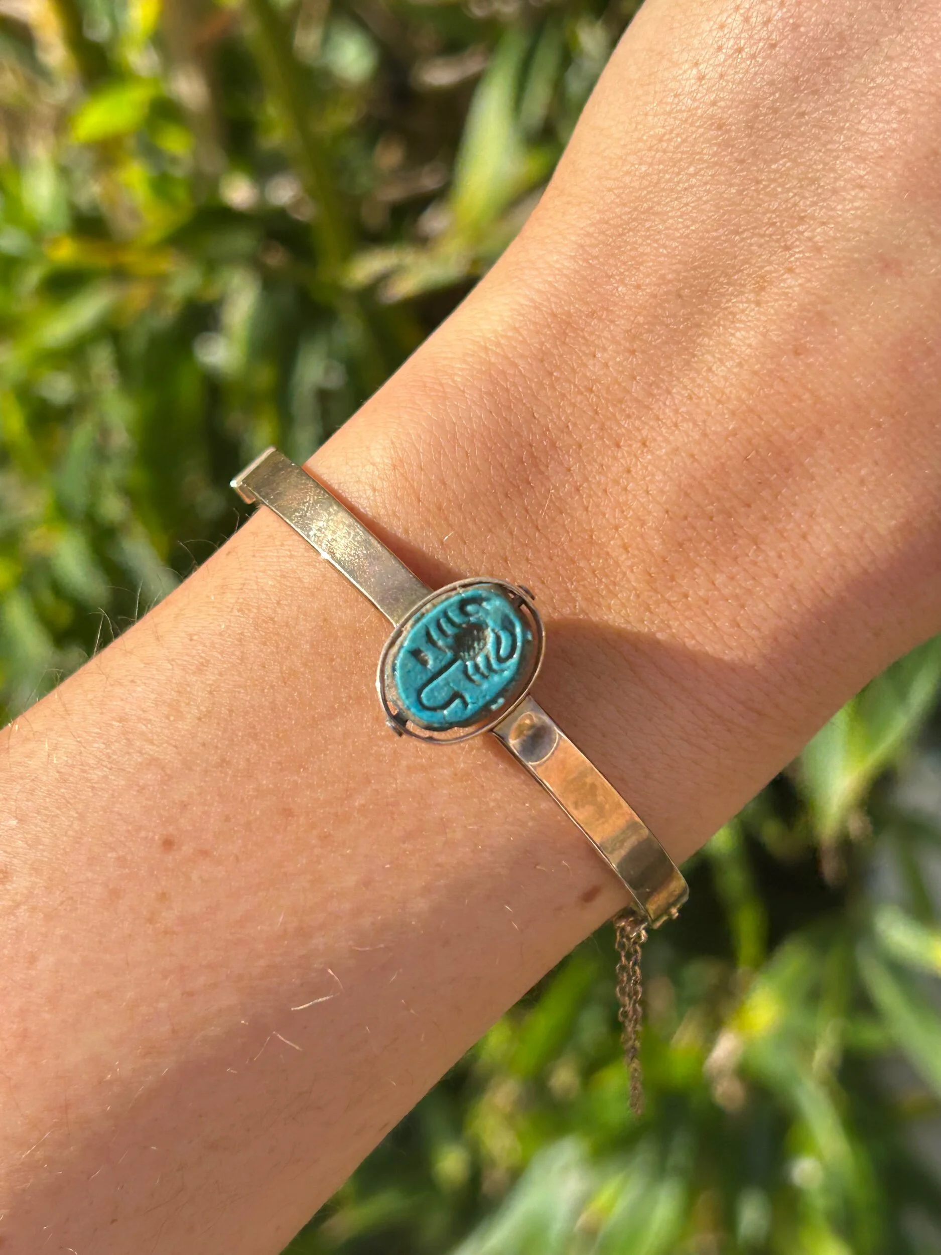 A75FA310-B993-417A-B5F3-CB01C81F58C7