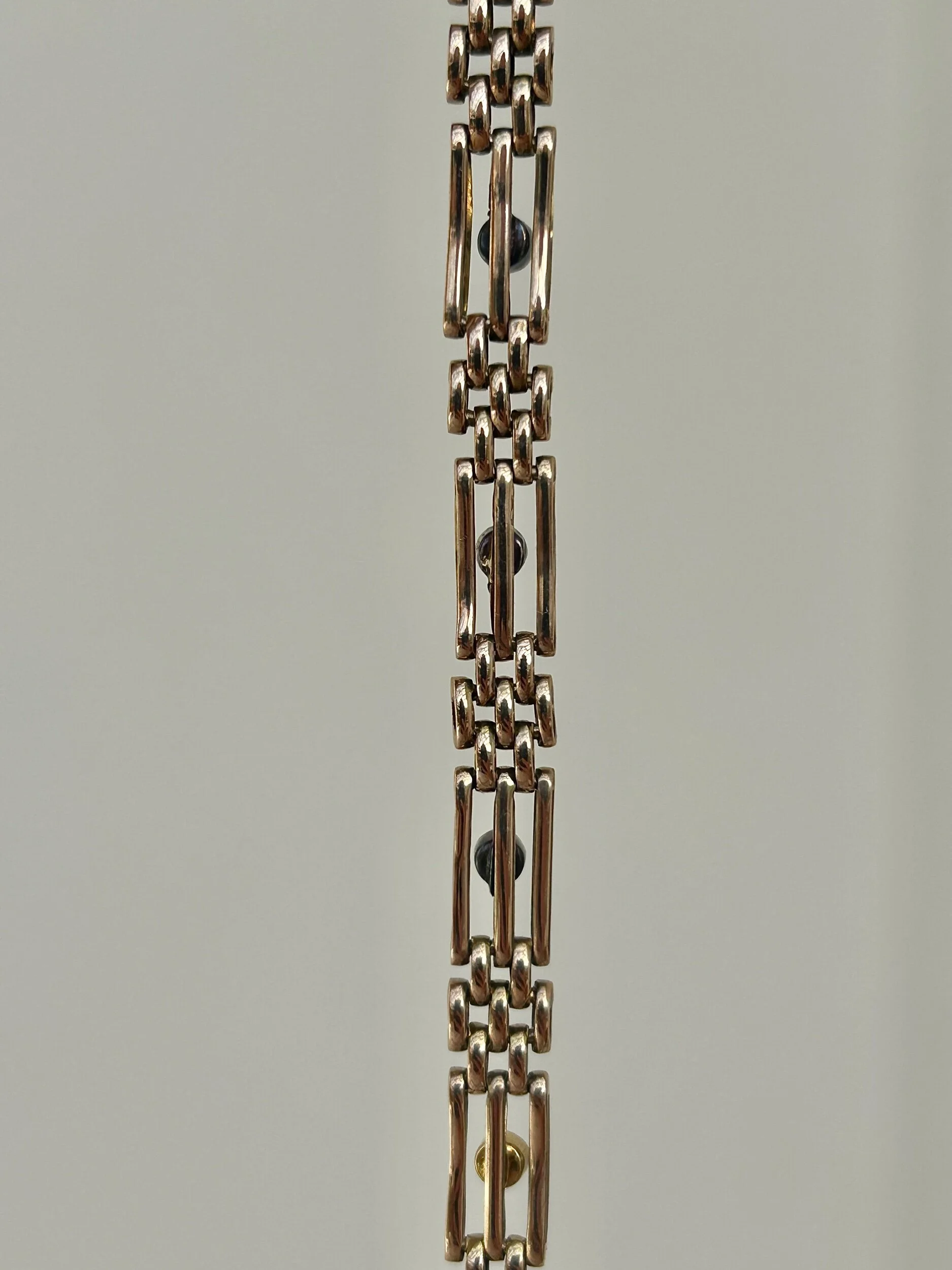 45431574-4ADB-4E82-91C4-2F48602A16B5