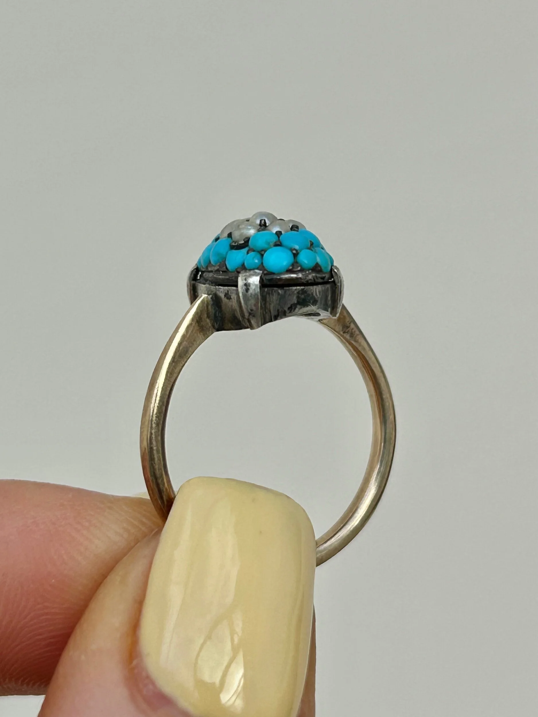 0A06AE9B-D1E5-411A-9E6F-A70B0F8FB631