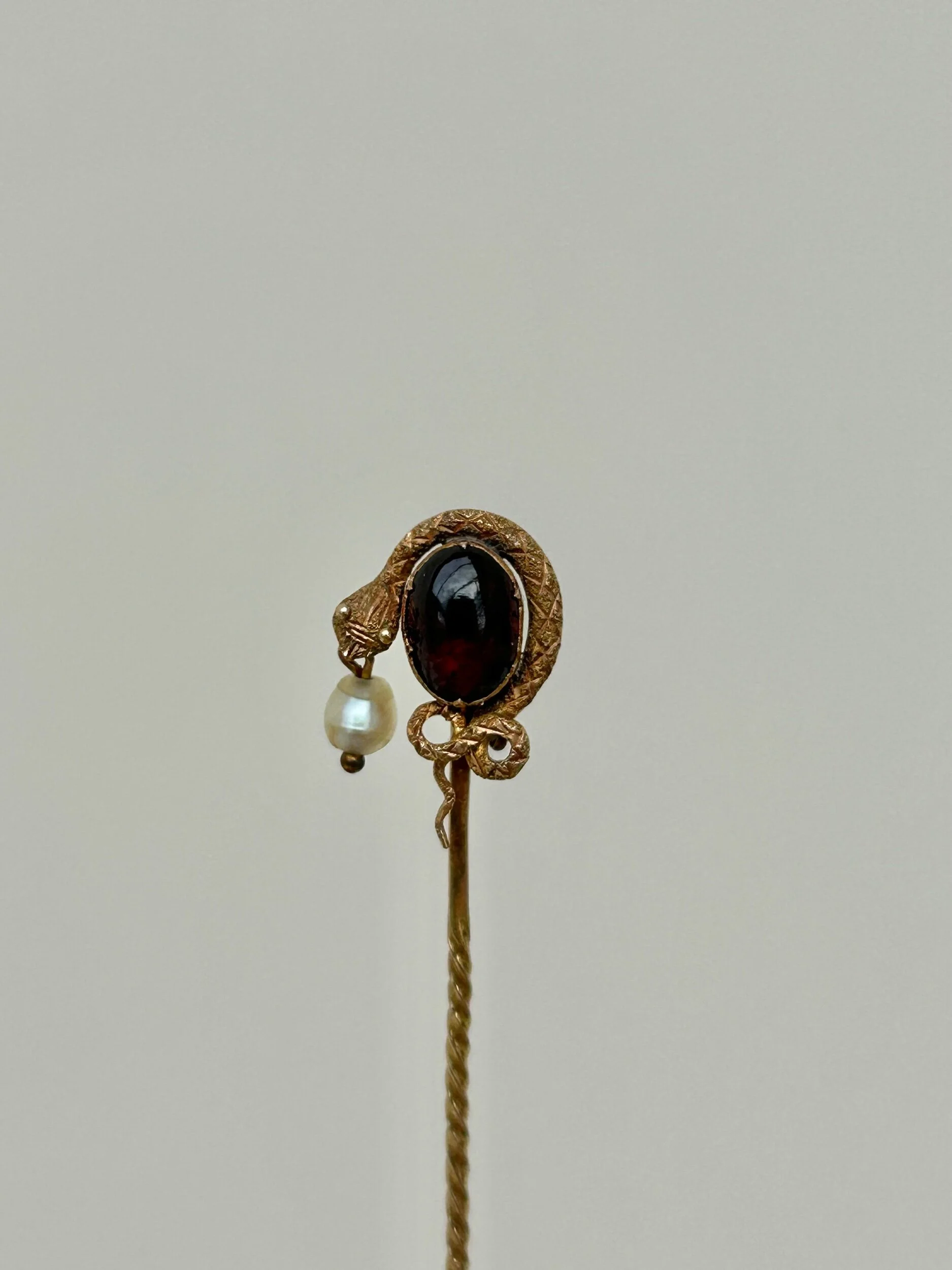 964B7E1C-7916-4ECE-9925-DDDD1C19120F