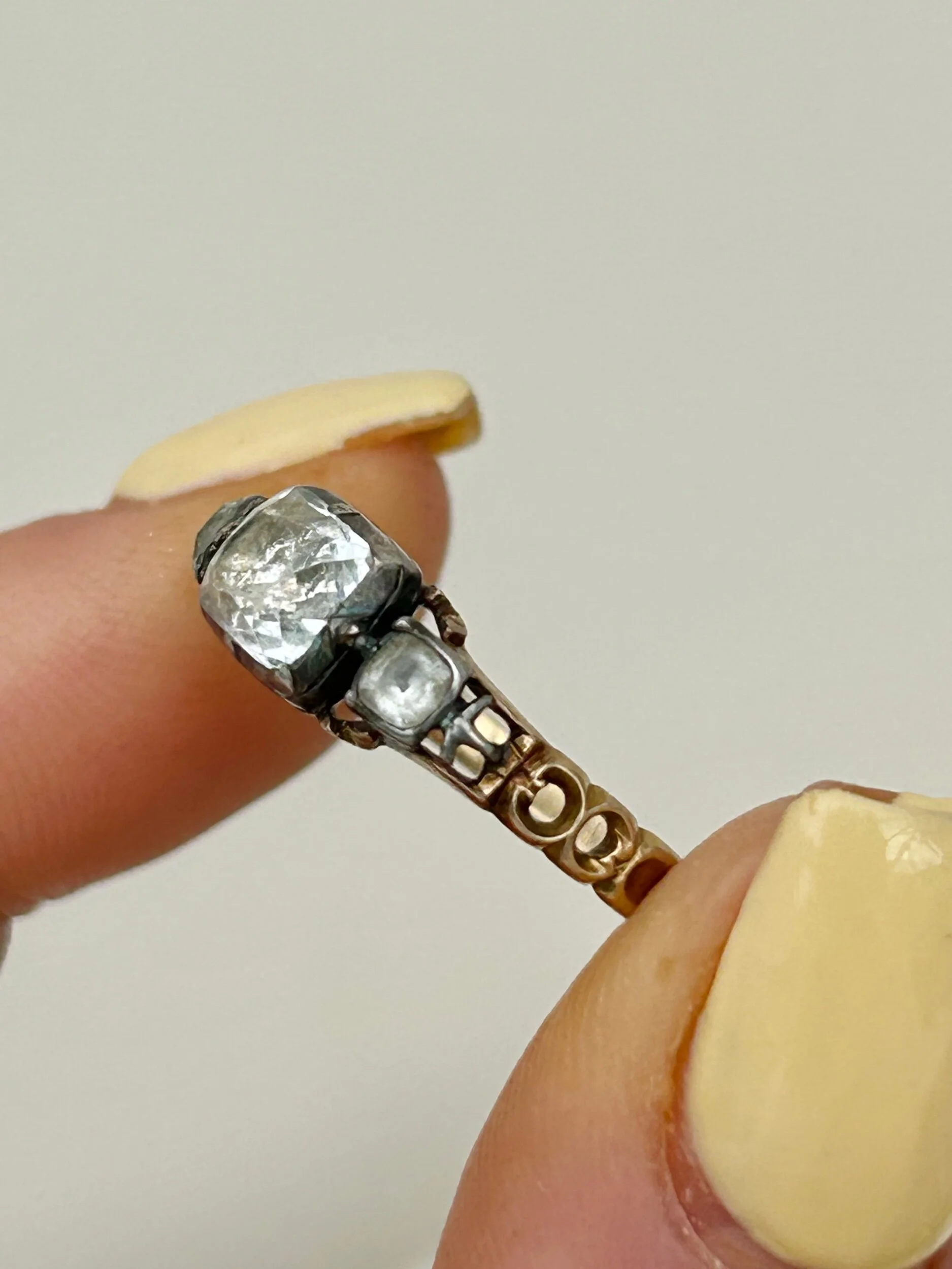 C17C5976-8DD7-4DF8-9697-16C2F590BFF1