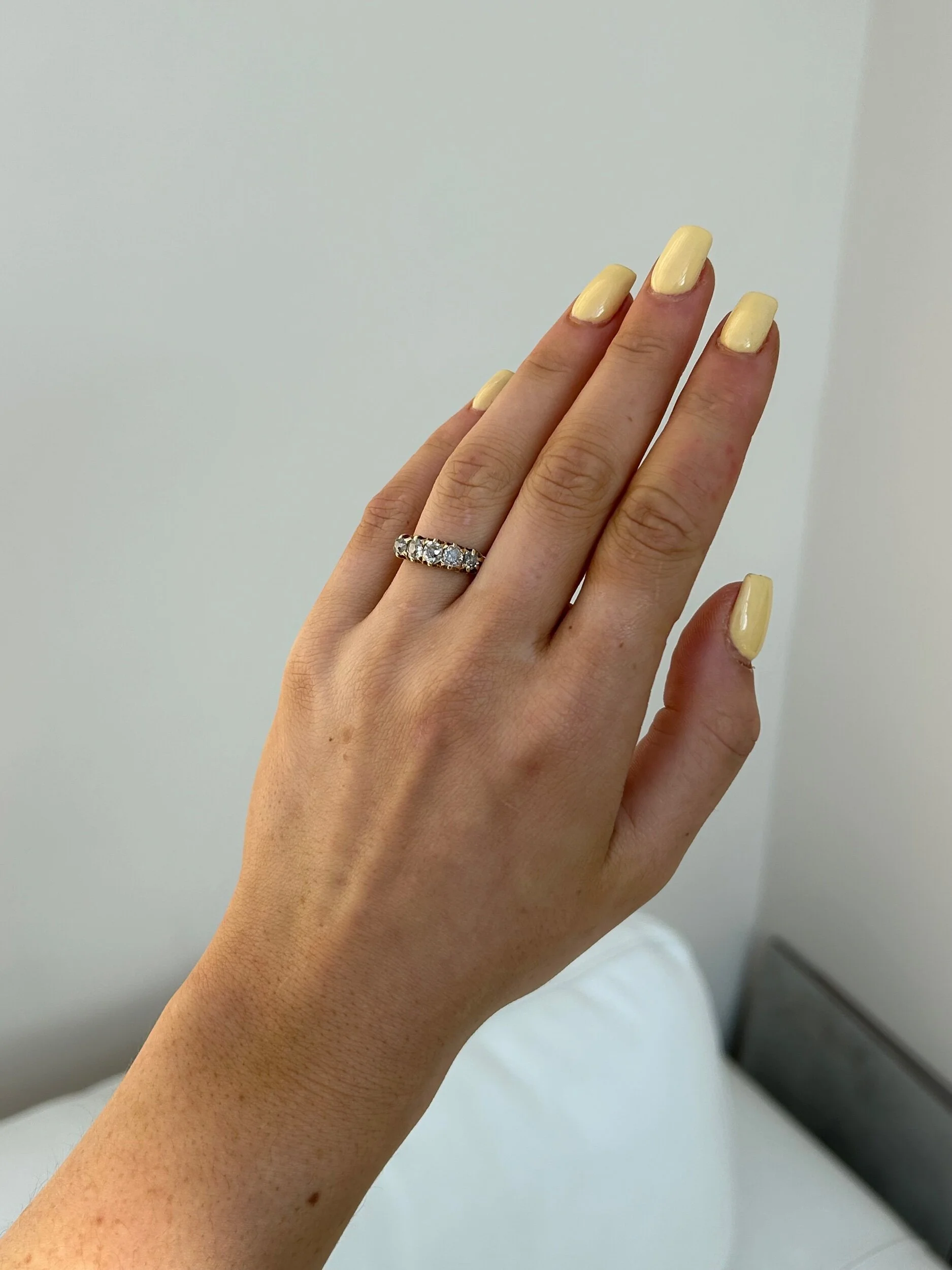 7881C566-EDE9-4C05-9886-F6510364AC61