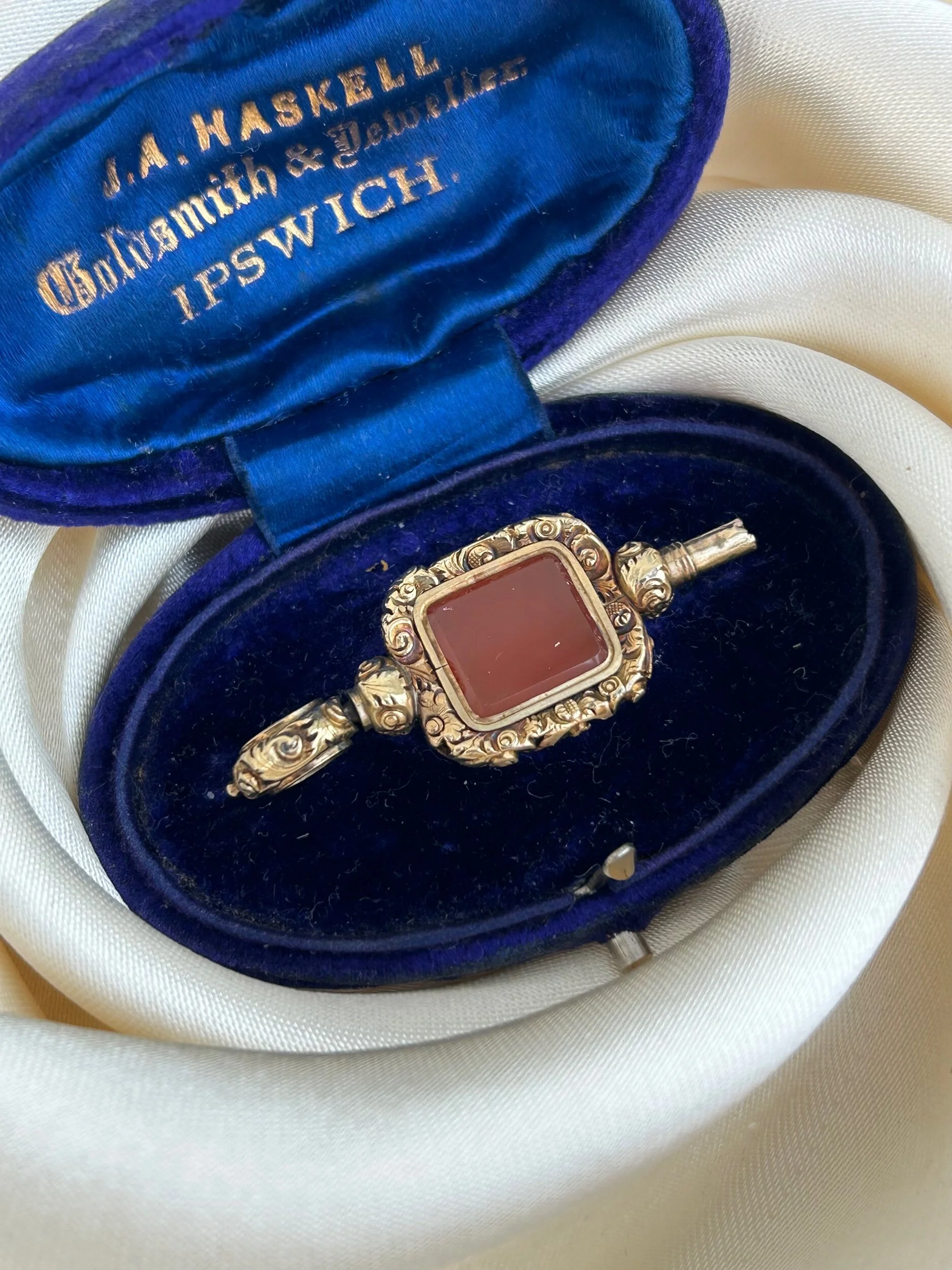 59DD654F-C0BF-414C-A90B-6DDFF87B64C3