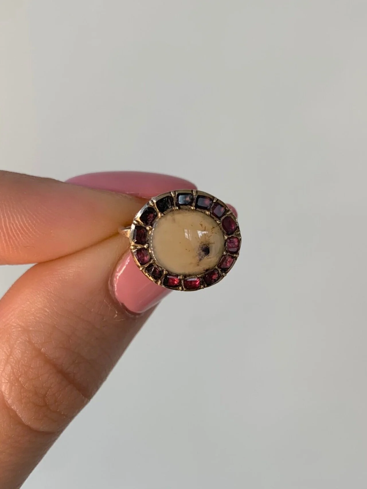 15DDE379-36D4-4590-B0DB-D00879026BEC