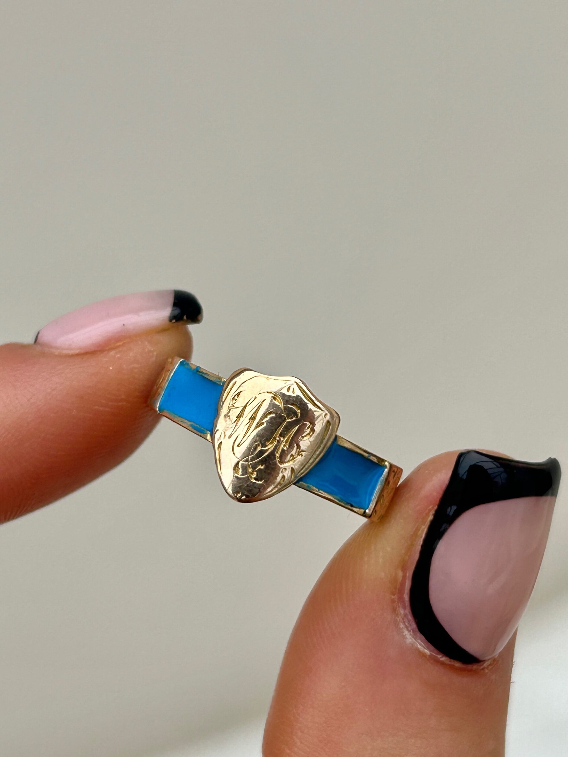 81469ECC-5761-42AC-A0F3-5625A0B57108