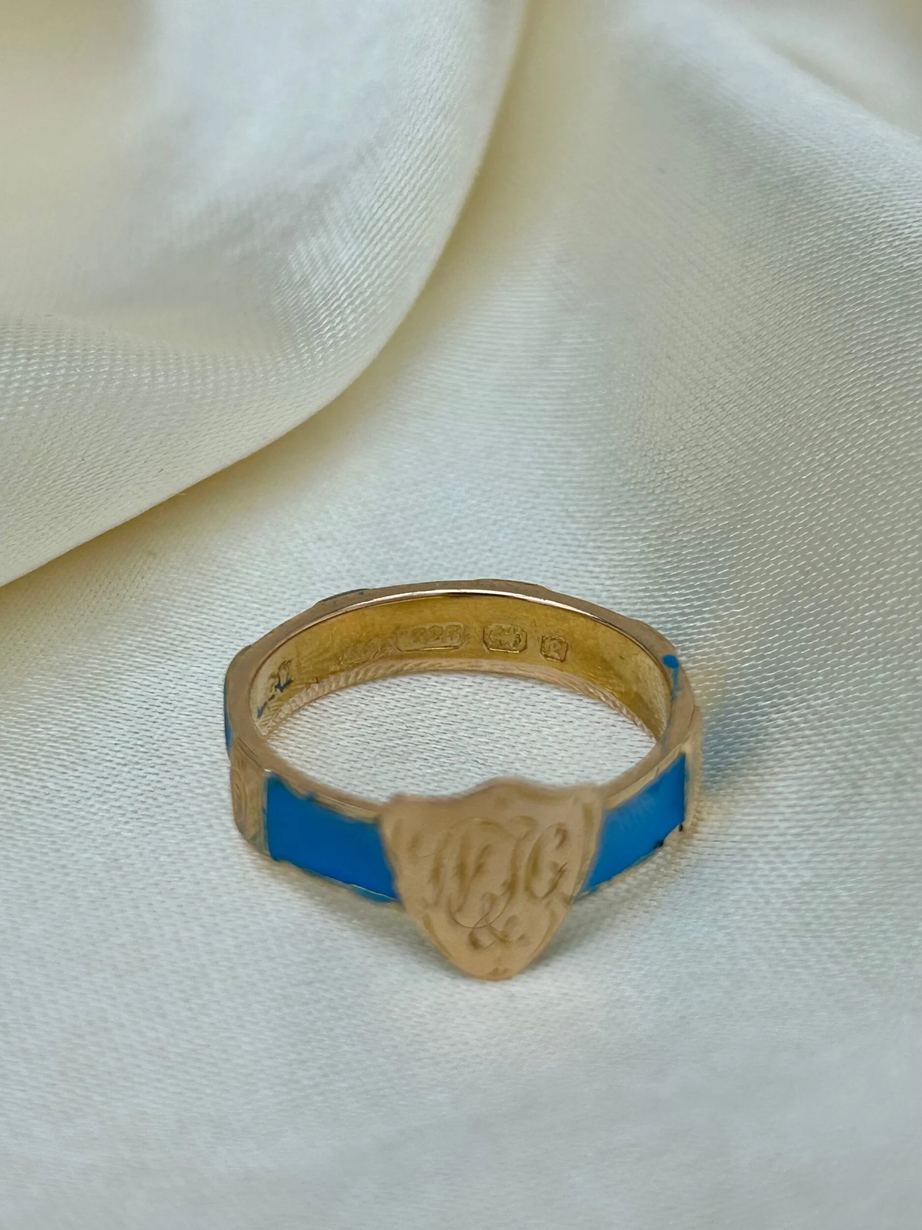 4A8DF8FB-8B25-47B3-BE95-B9A445AA0788