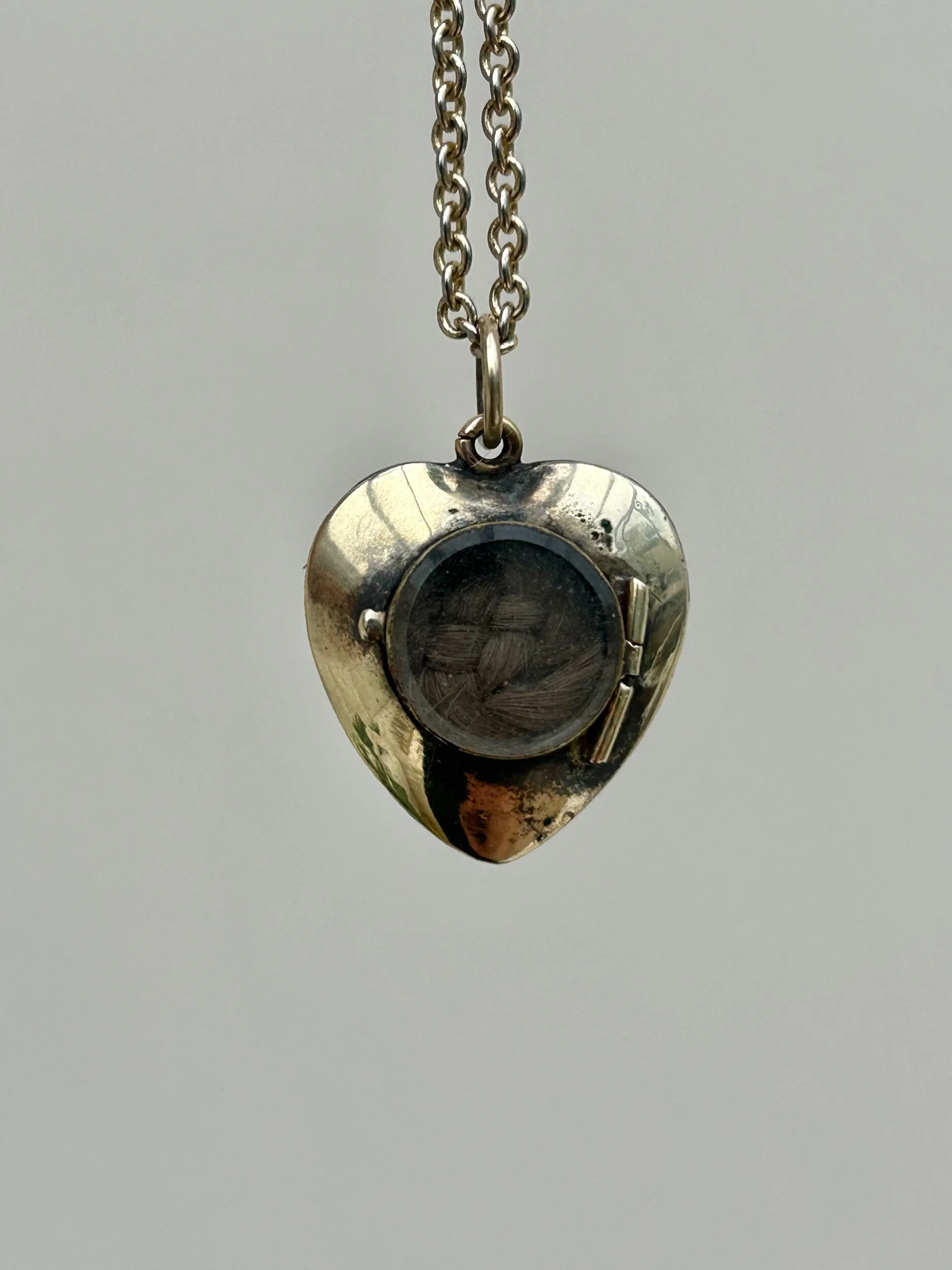 E77D3849-5ADC-4DC1-9C68-FA5577482243