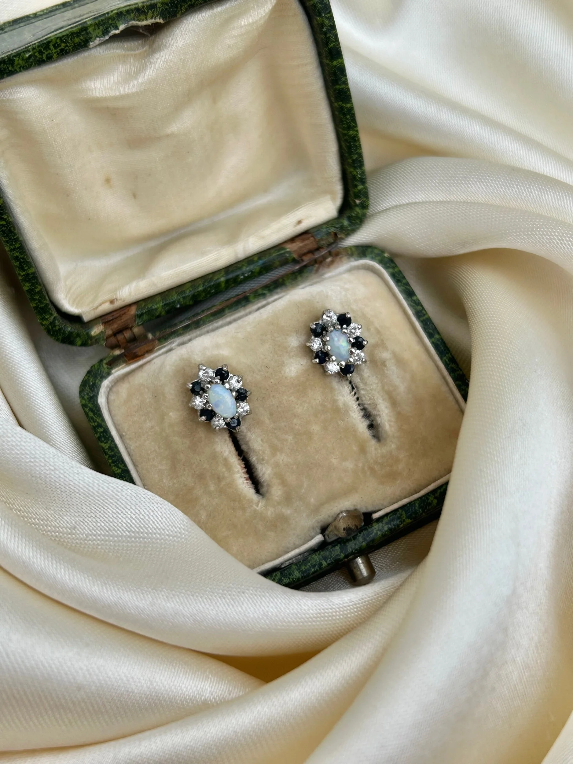 358DC6A2-F4B8-475F-B0C4-0AC8B1F1CF90