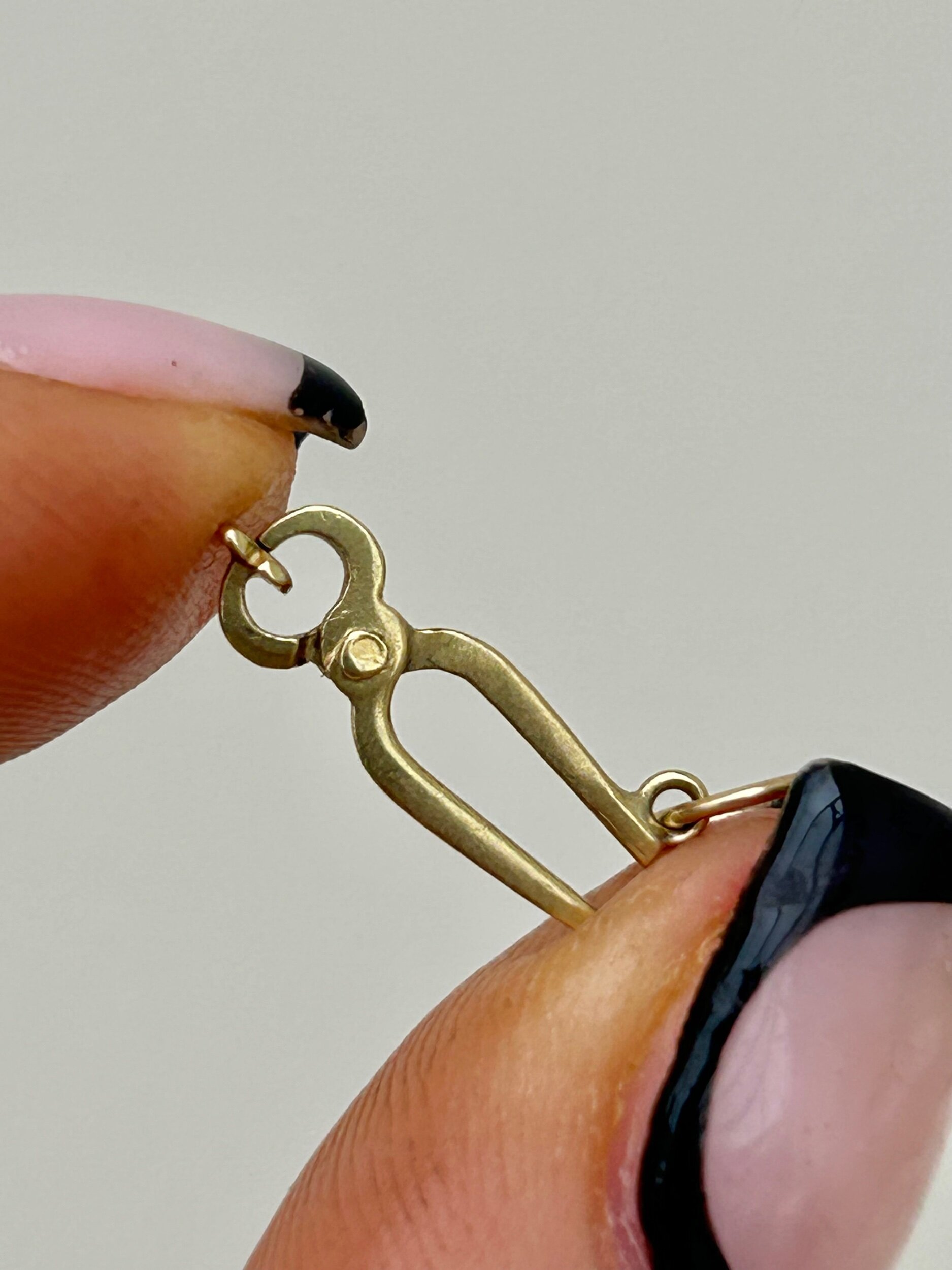 80697D2E-5D14-441A-A485-182E2B86F8A7