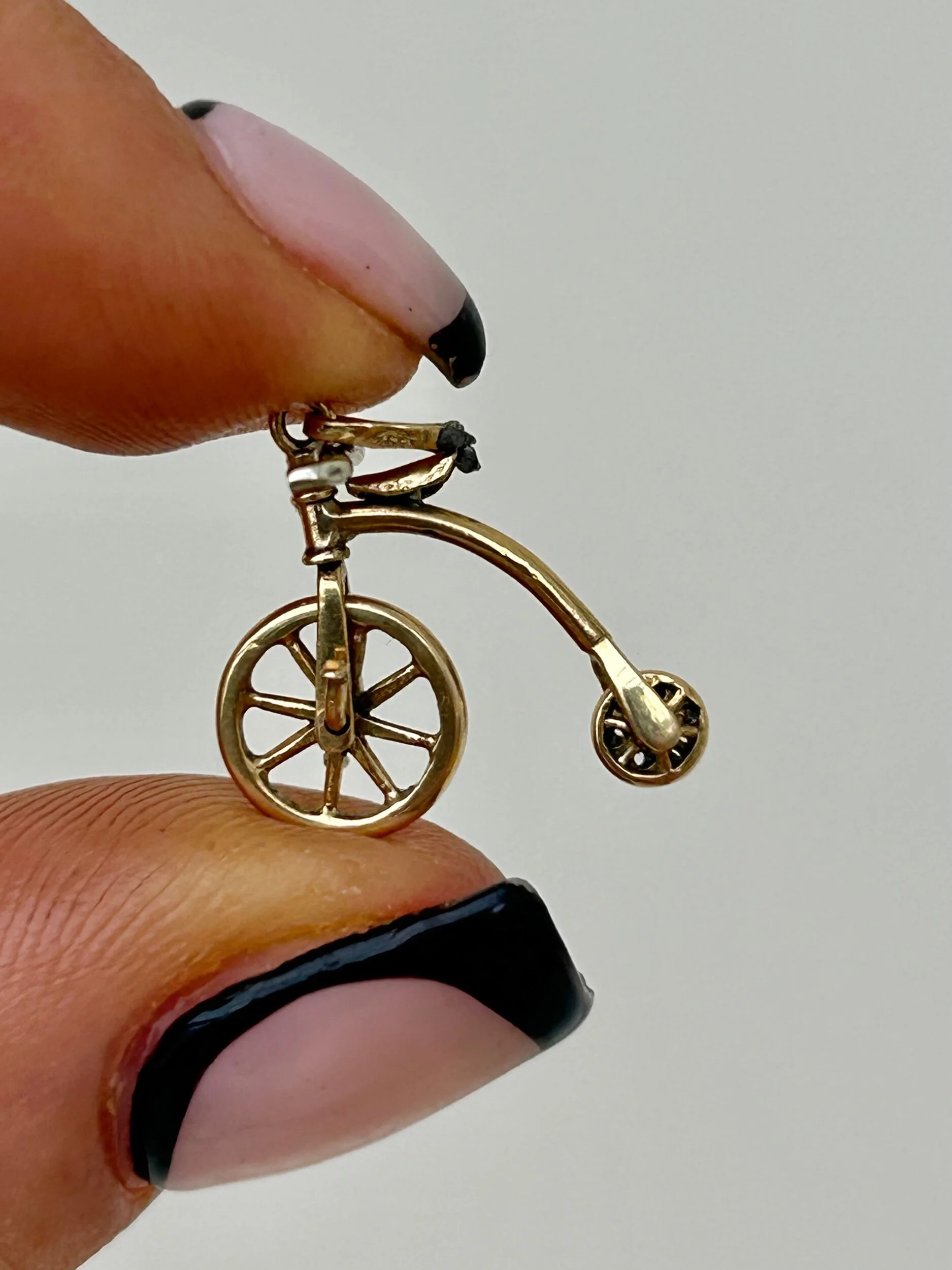 F51023DB-16C8-4C73-810E-7F1B68CF11C4