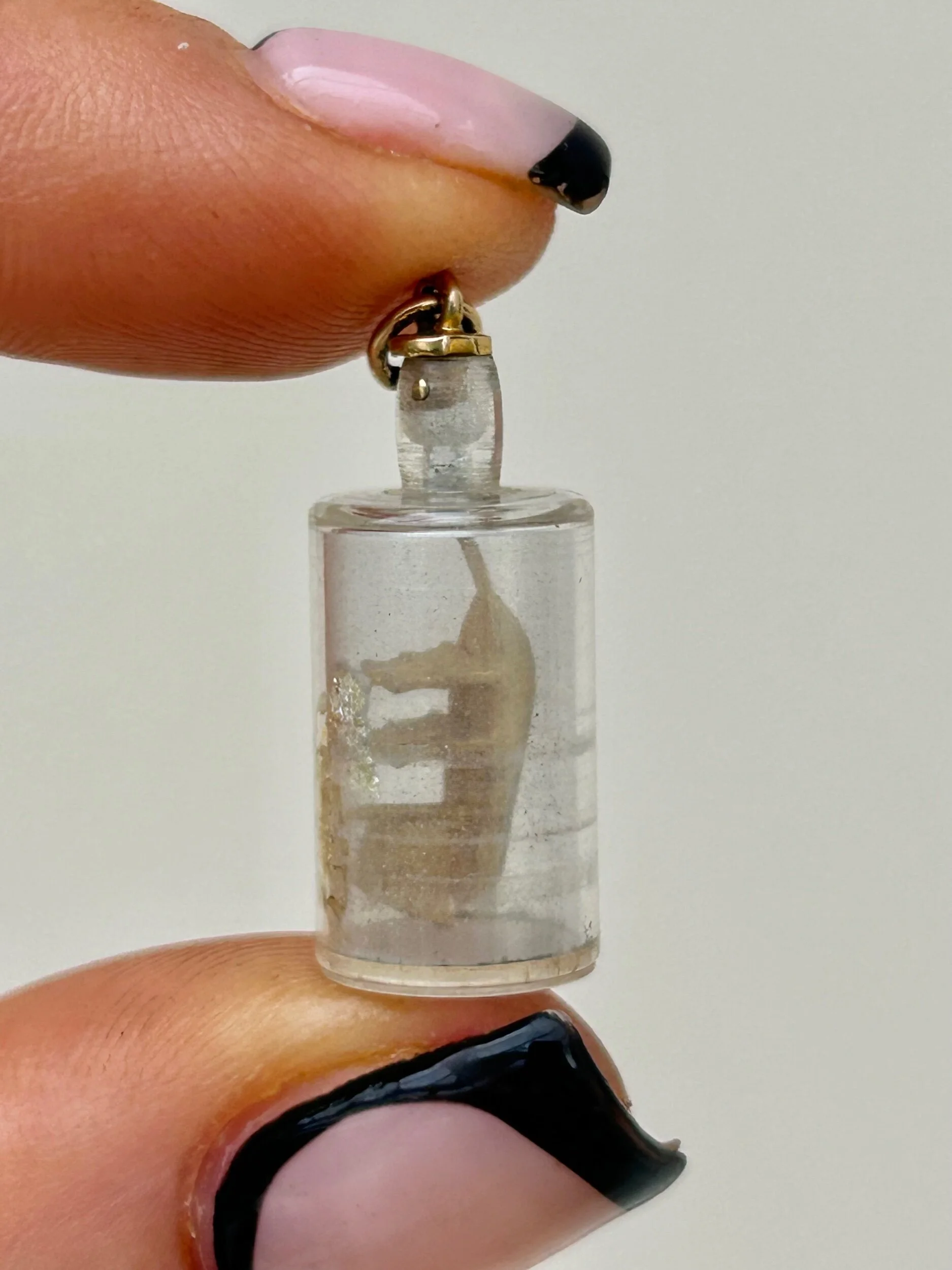 706C5F75-FB3D-411E-9CB3-3501BB162F8A