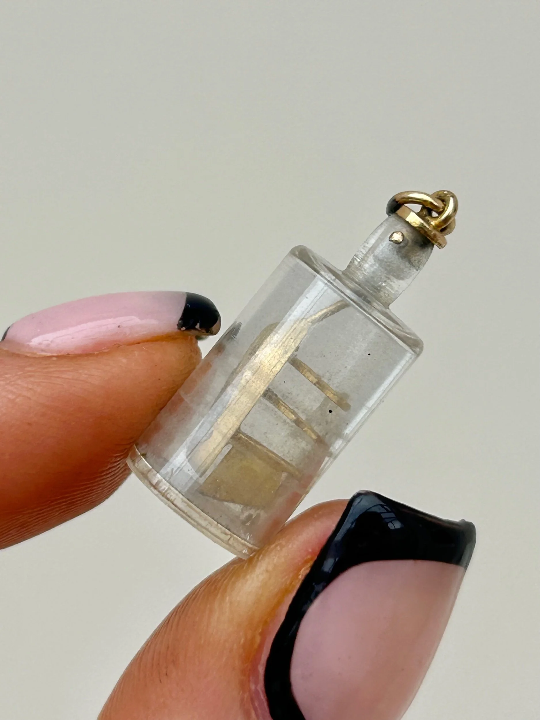 125752CB-1AFA-40DC-9D46-EAD0CE31430D