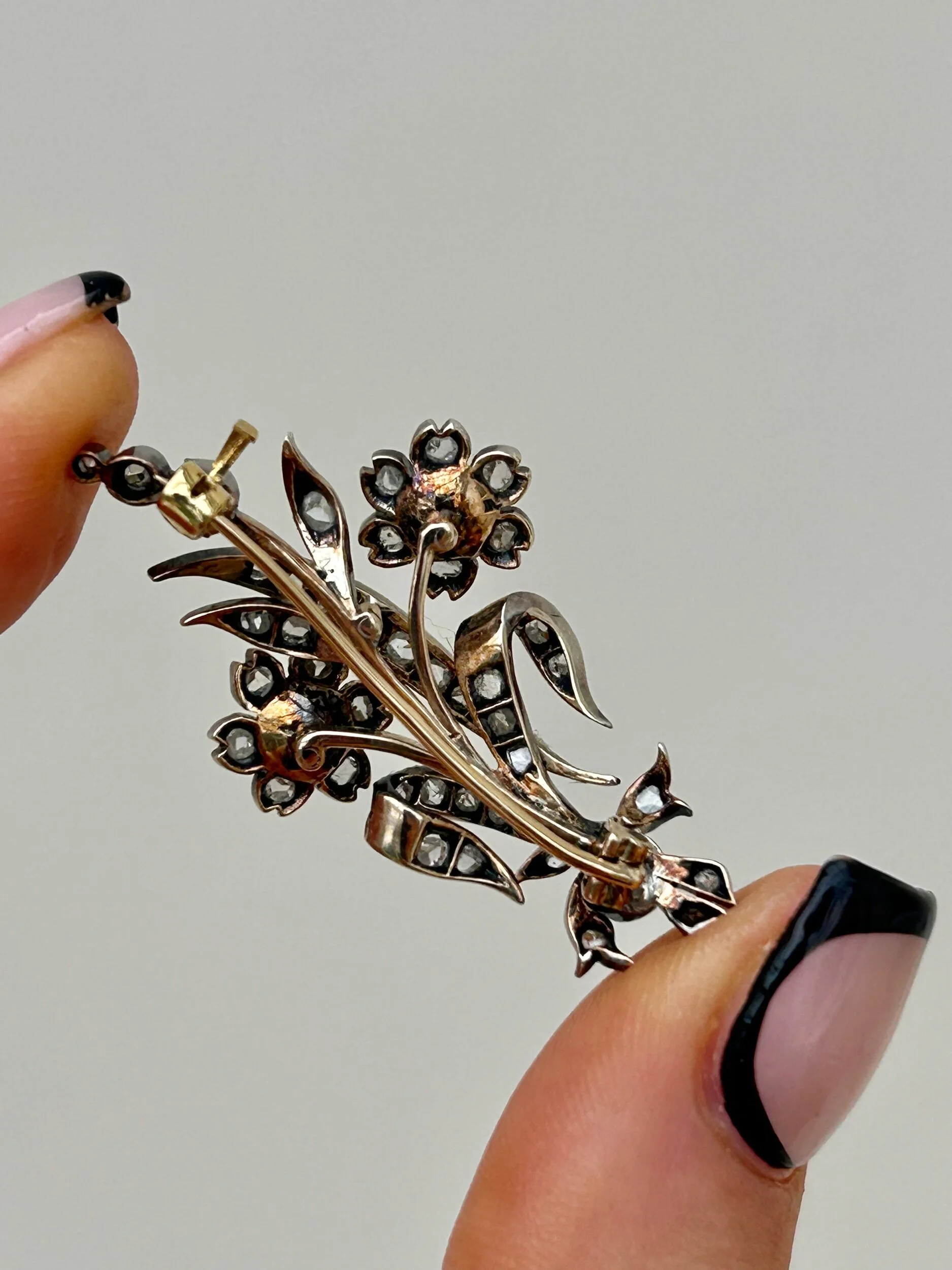 7D24F9E4-559E-4DE9-8387-7646C7CAAD60