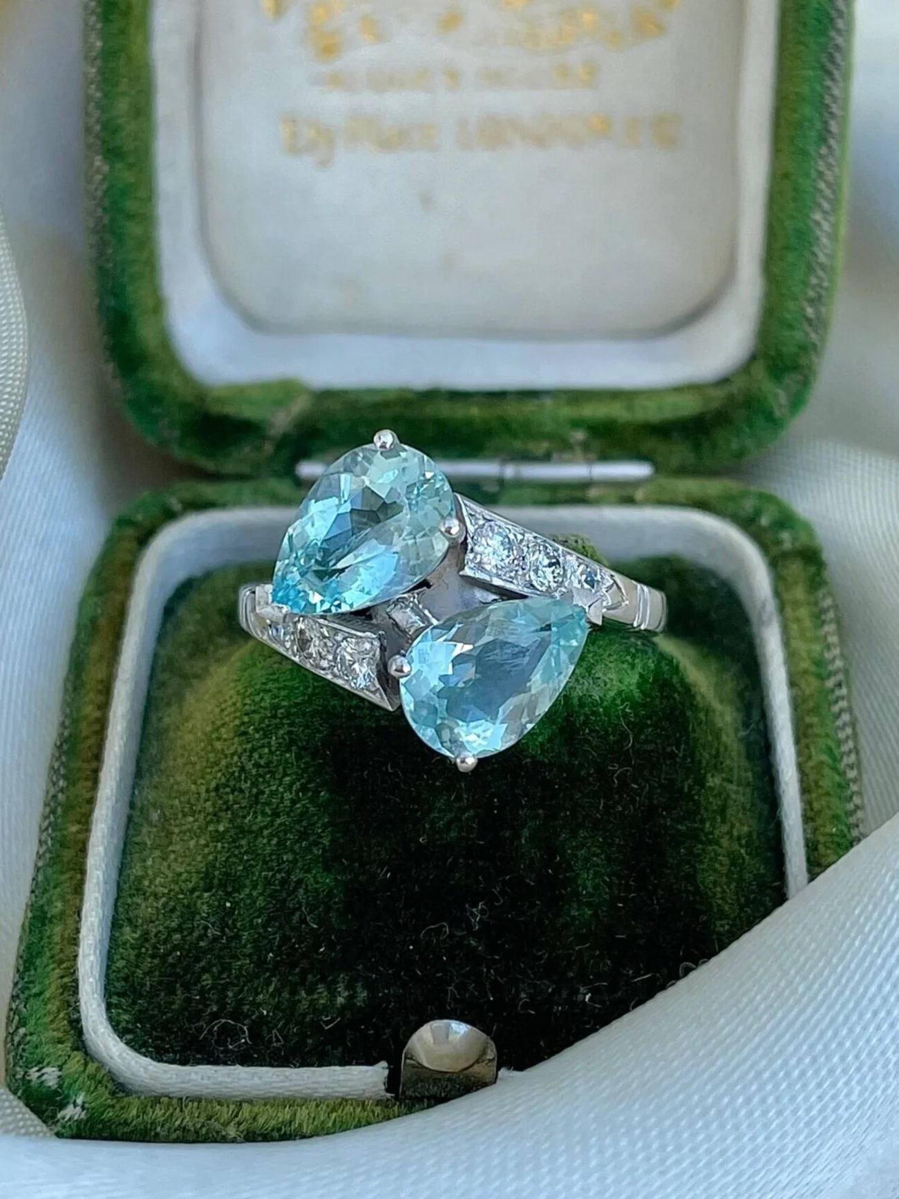 8182D5F7-B670-43B4-AF7A-90215781F5B2