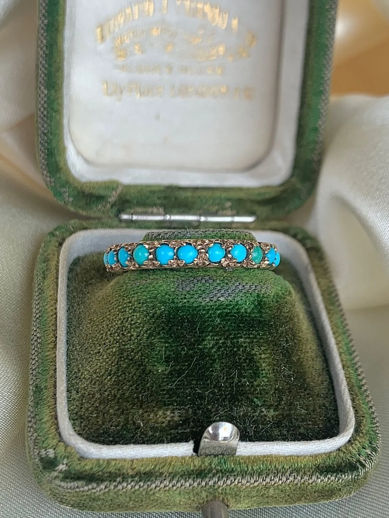 28D549C9-3C2B-40E1-8010-4DC4CB6BD2A0