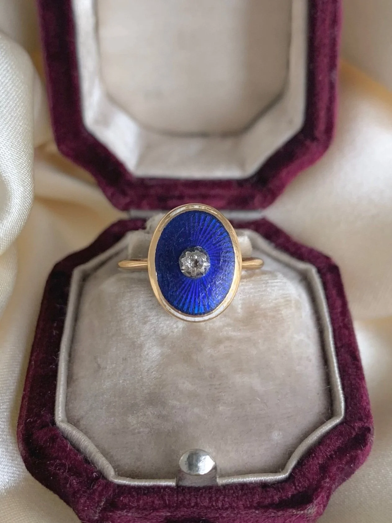 1645BF45-6985-4251-918D-5272297FEEF2