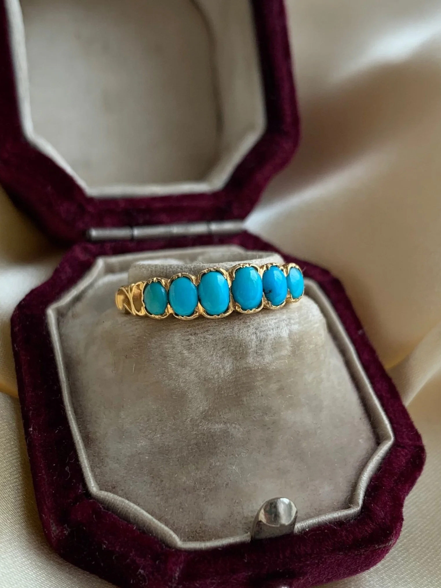 985D6A7F-CE6B-4A2C-8C7F-FA05A217AC45