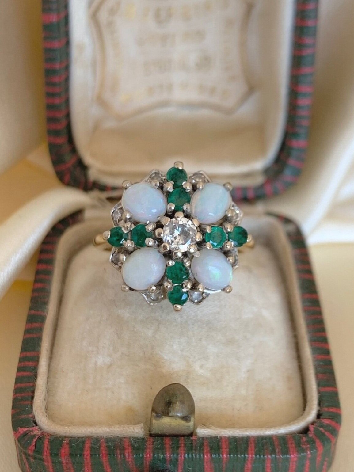 2ABD33EC-A825-4113-8F11-A0CBD829651B