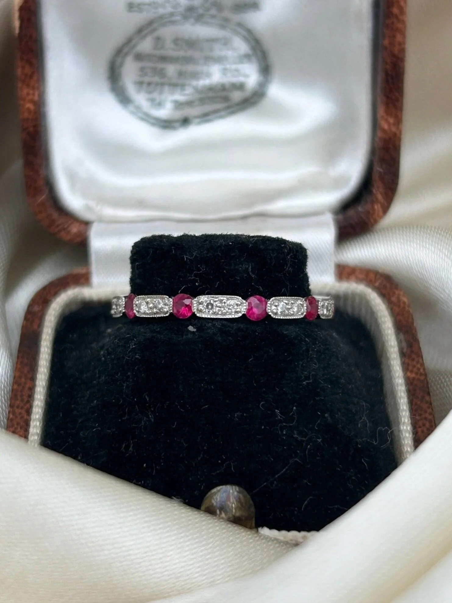 F5073E65-6D0E-4534-BB25-660DE4B5C066