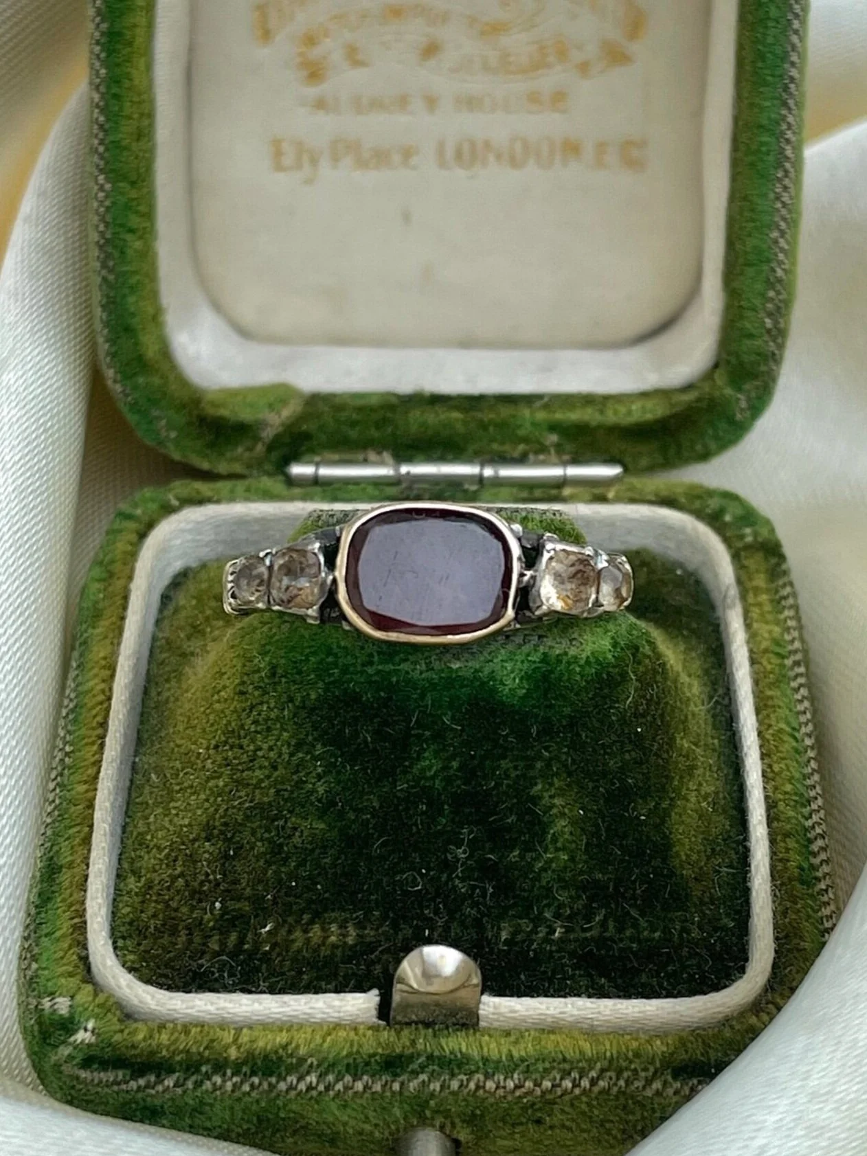 41CB29EF-1E4F-42F9-B4BE-7DD7CE9337CF