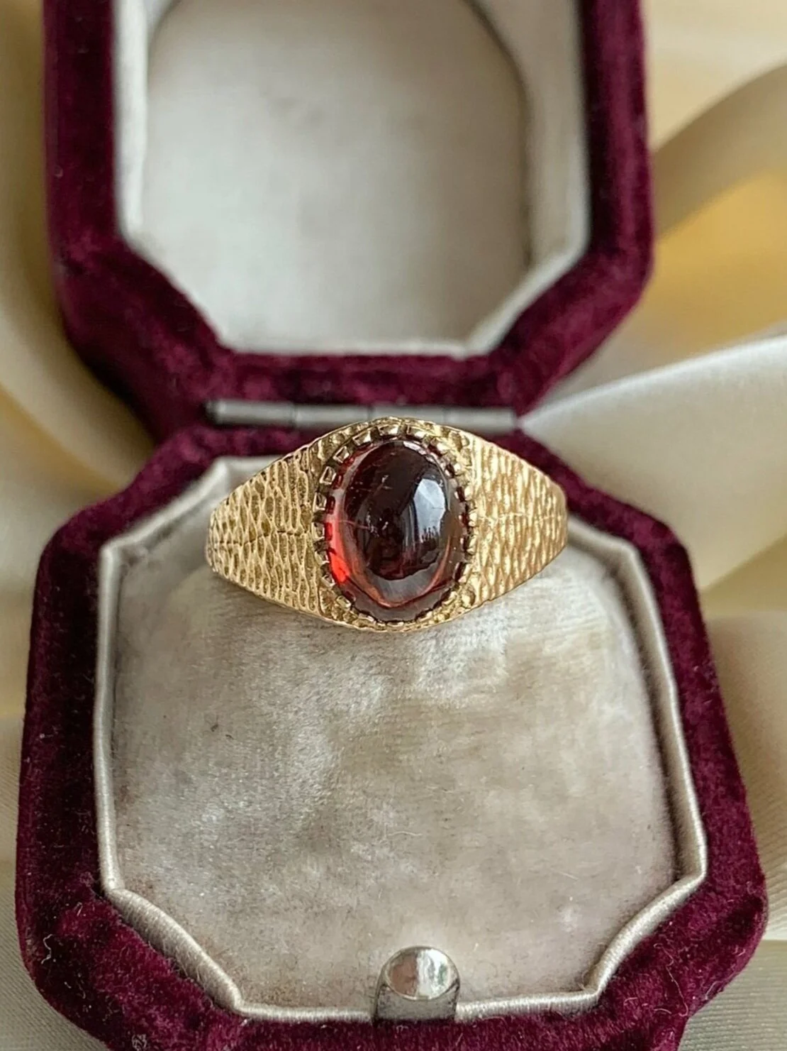 C0AD16EC-9CE4-433A-B54D-DB573102EBD4