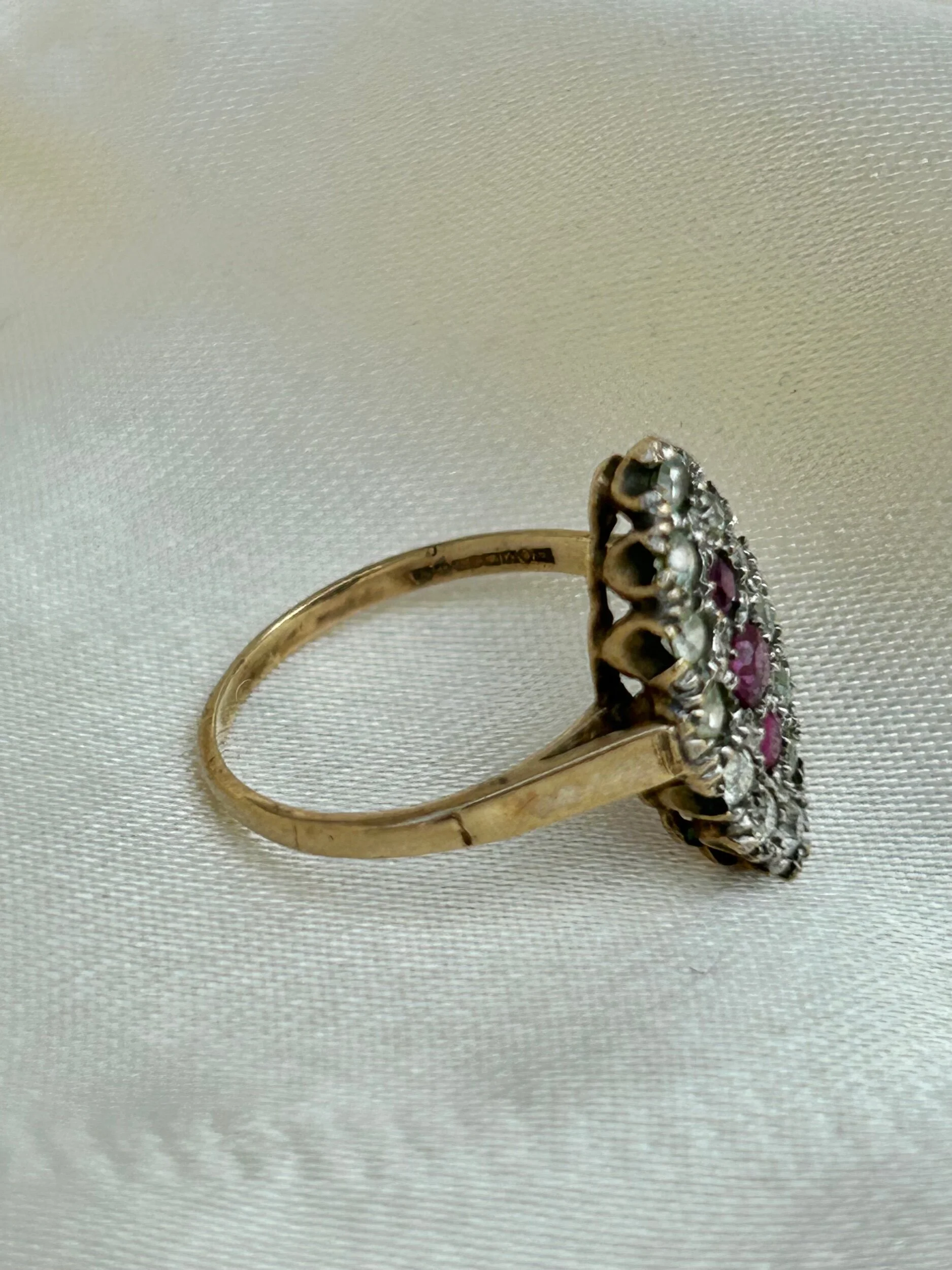 84D8B8DA-5A82-4DCB-8EAA-B7F1F5EF3C7F