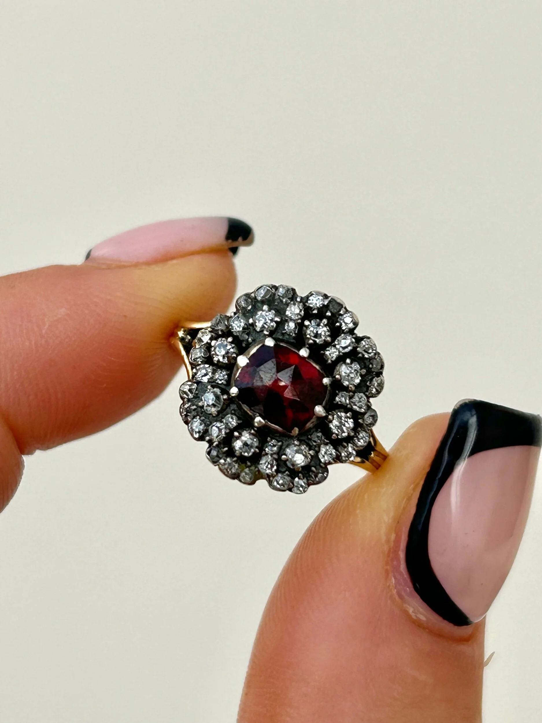 3E63061F-4DC6-4F4F-BCDB-597F6DBFD66C