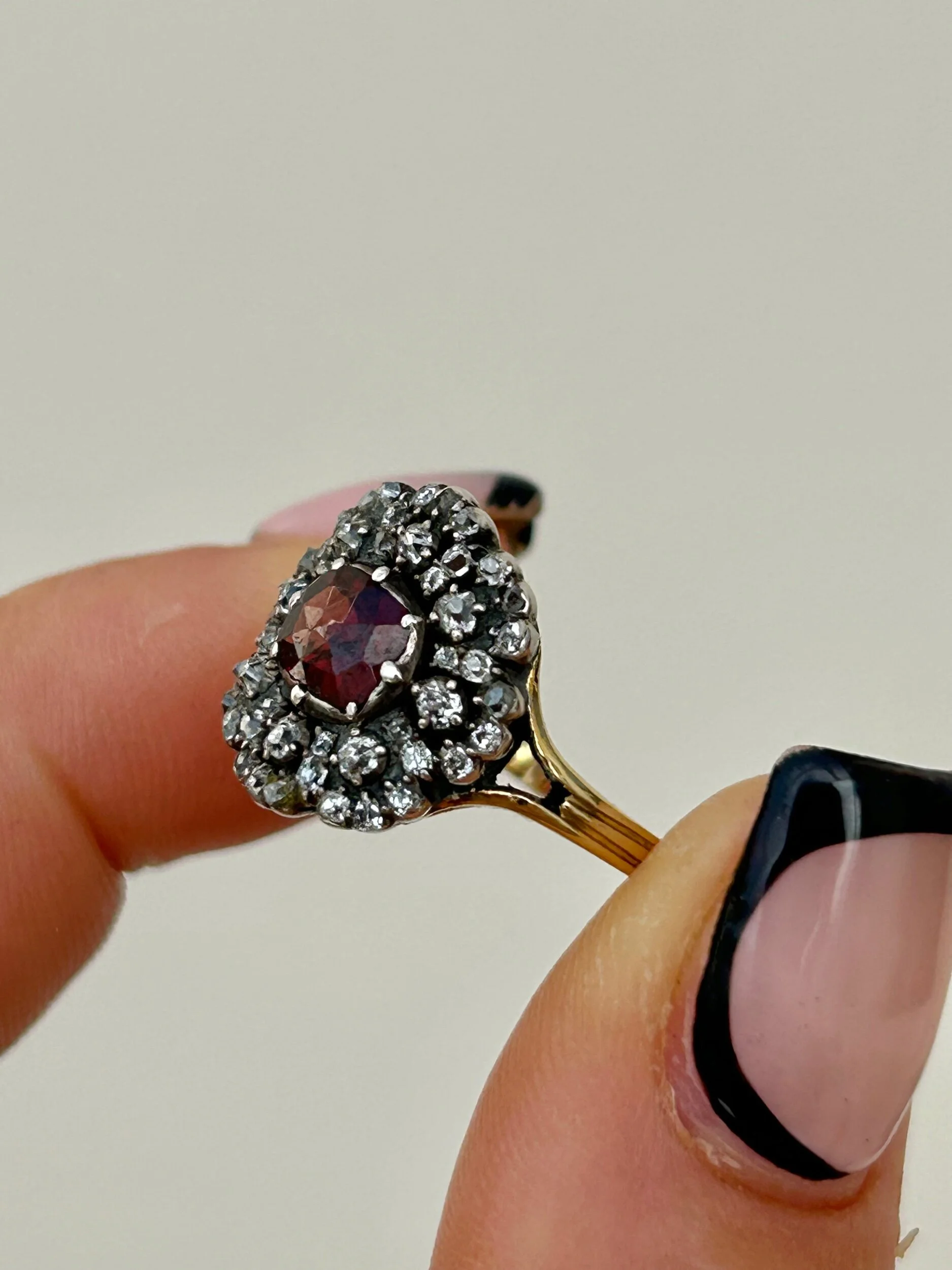 757B59B8-47AC-4C96-B405-75B9501850F4