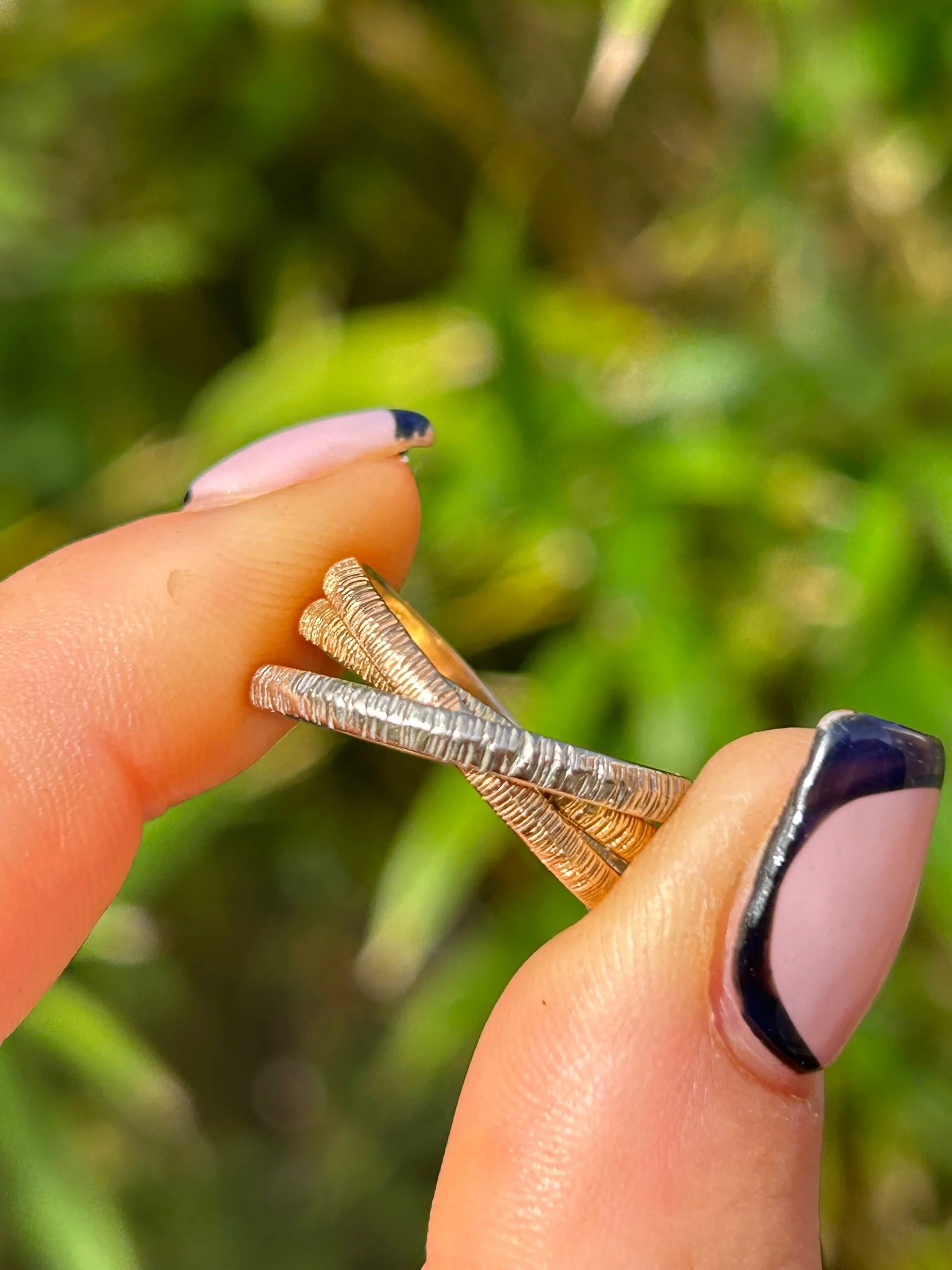 8DCDC11A-F154-4513-B1B6-A462C60522FC