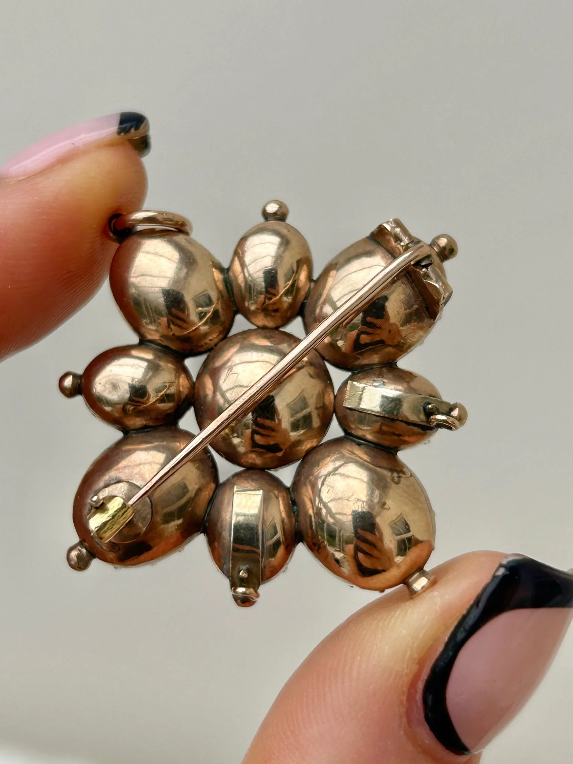 2A2DC6DD-76B4-4B4E-A829-ADB0D31E556B