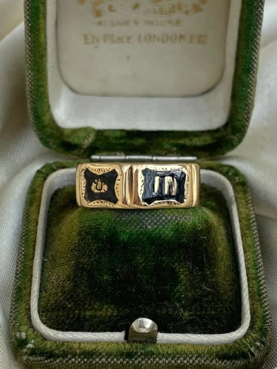 CF7F0959-5D1C-499A-A418-123F7092723E