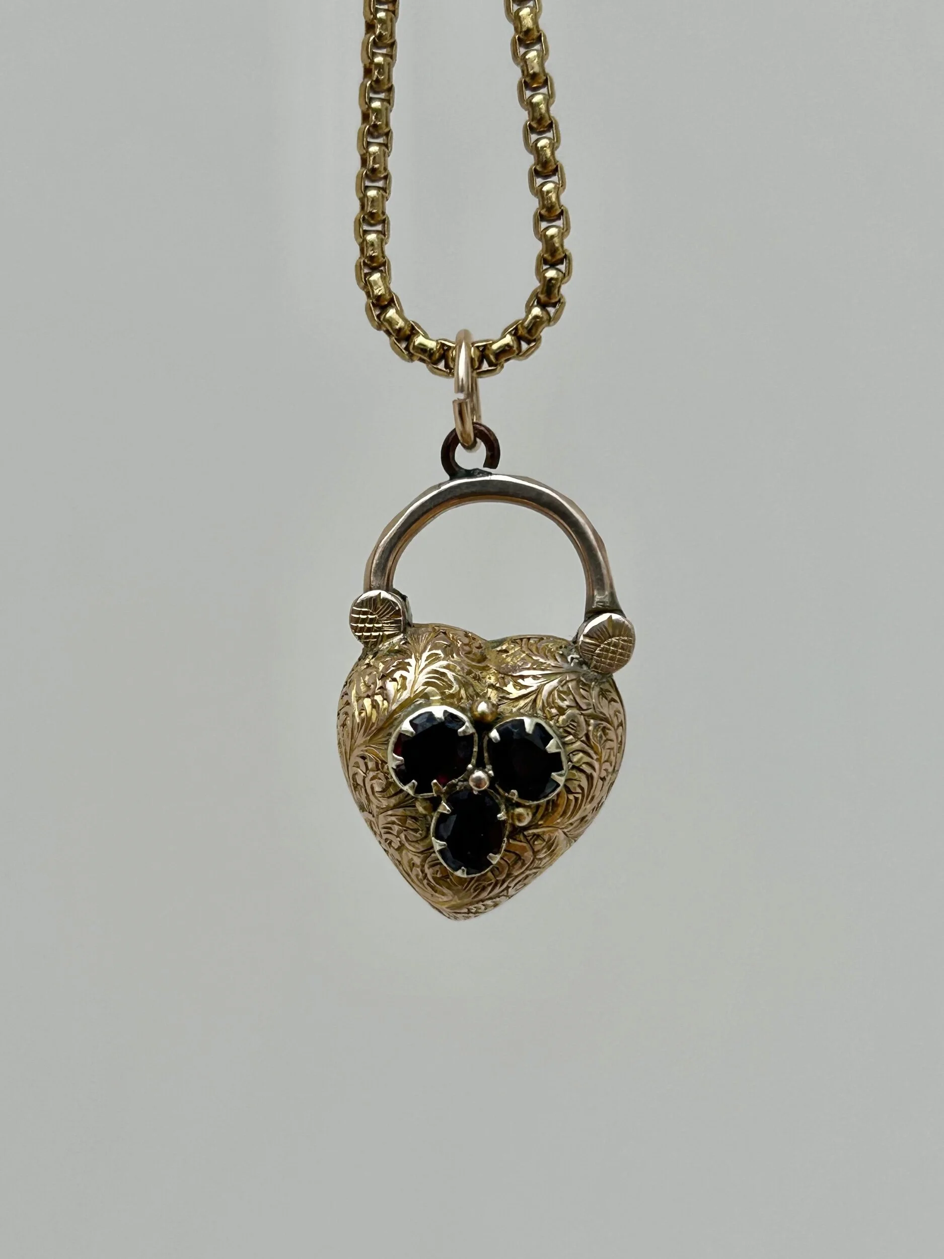 532C15BA-8AC2-4E4A-AA8B-7439455E64CF