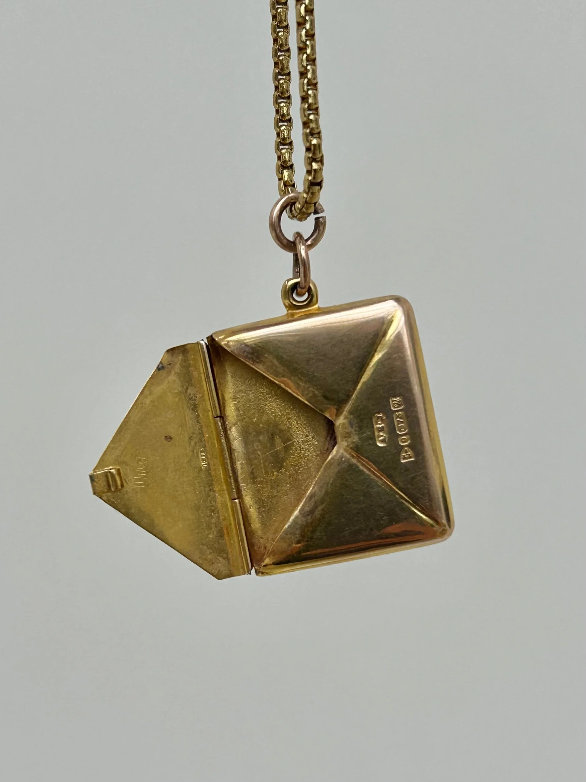 2AF50326-1660-415E-9016-DDB5111F8ACE