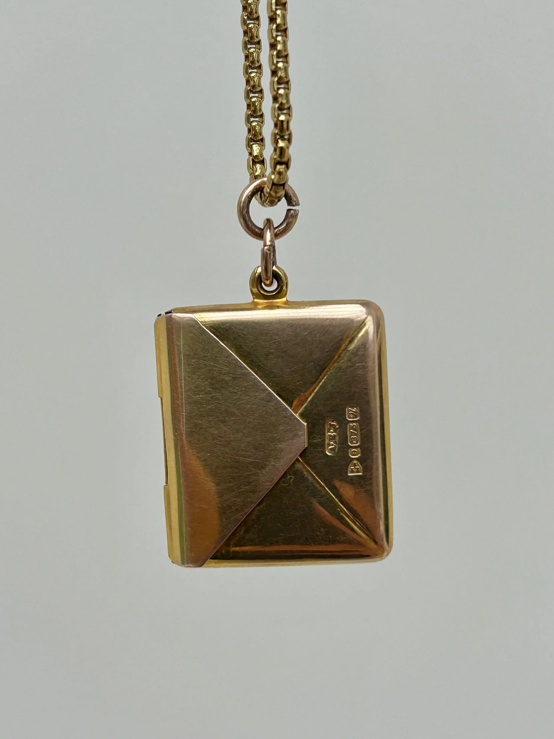 0638D263-9DA7-4C14-B43D-039F7B2F7A72