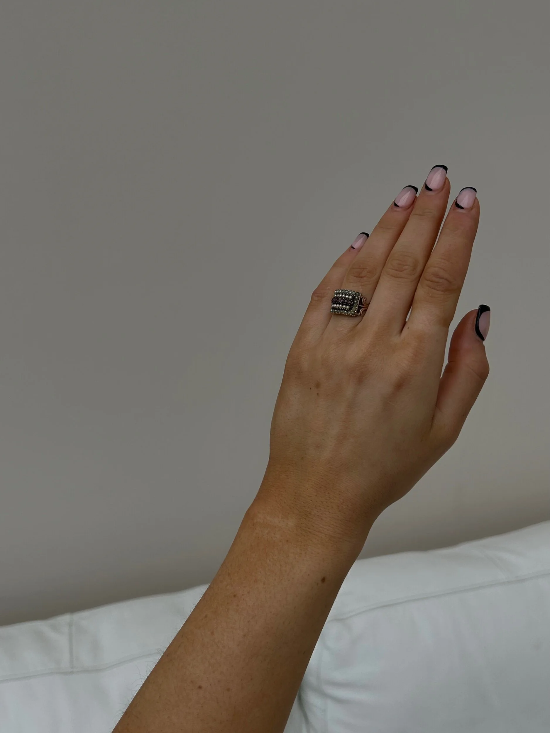 7B6BF092-7392-4E11-BDA1-2E1EE32C966B