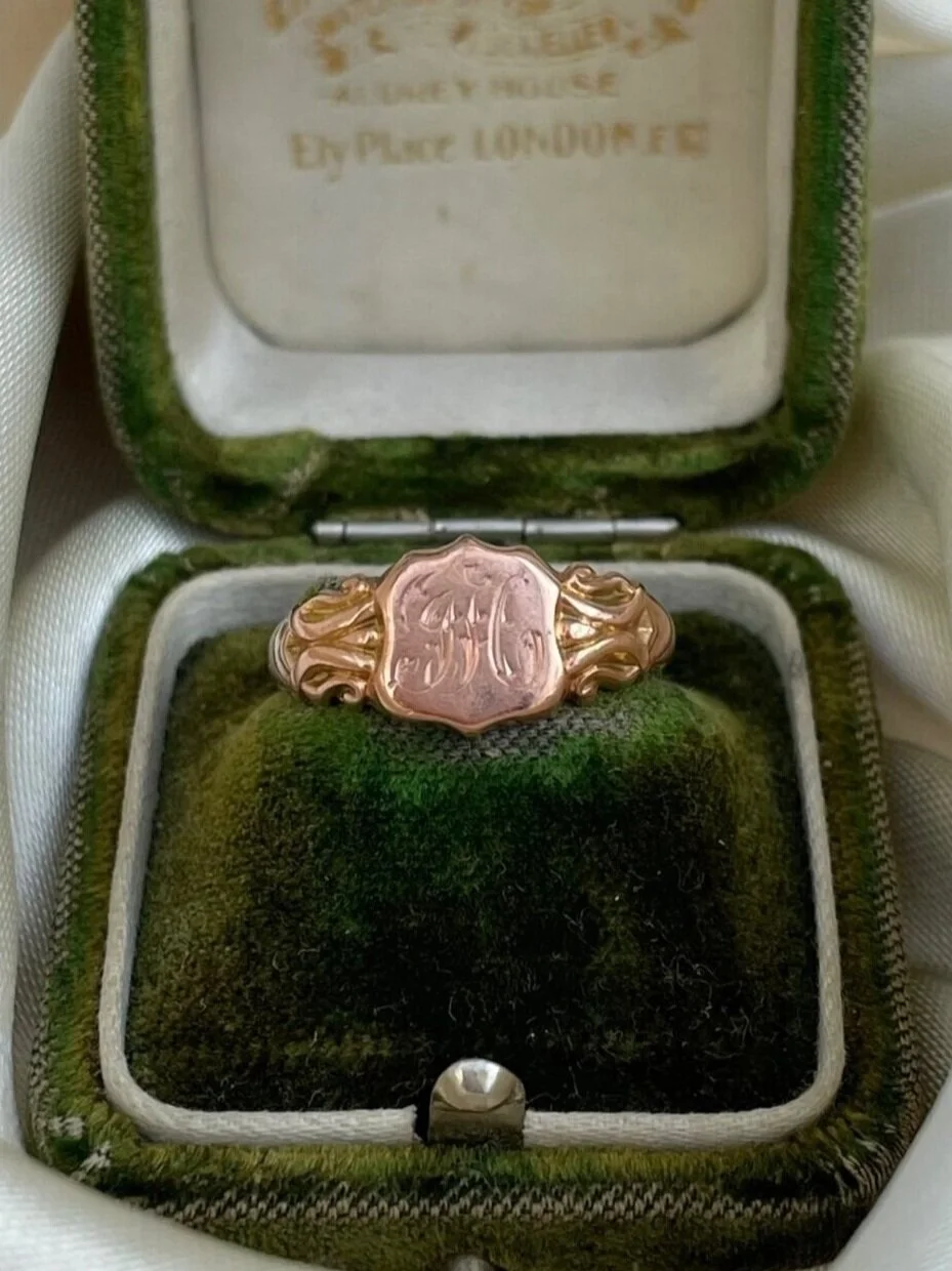 FC644B25-EF5F-4208-9886-106360A62EEC