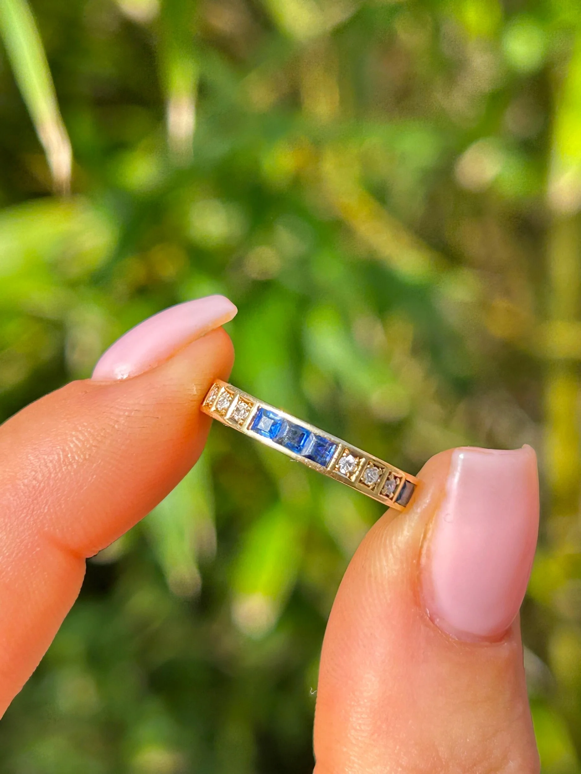 C0B6D321-FBE2-46DF-8202-87F2317CB544