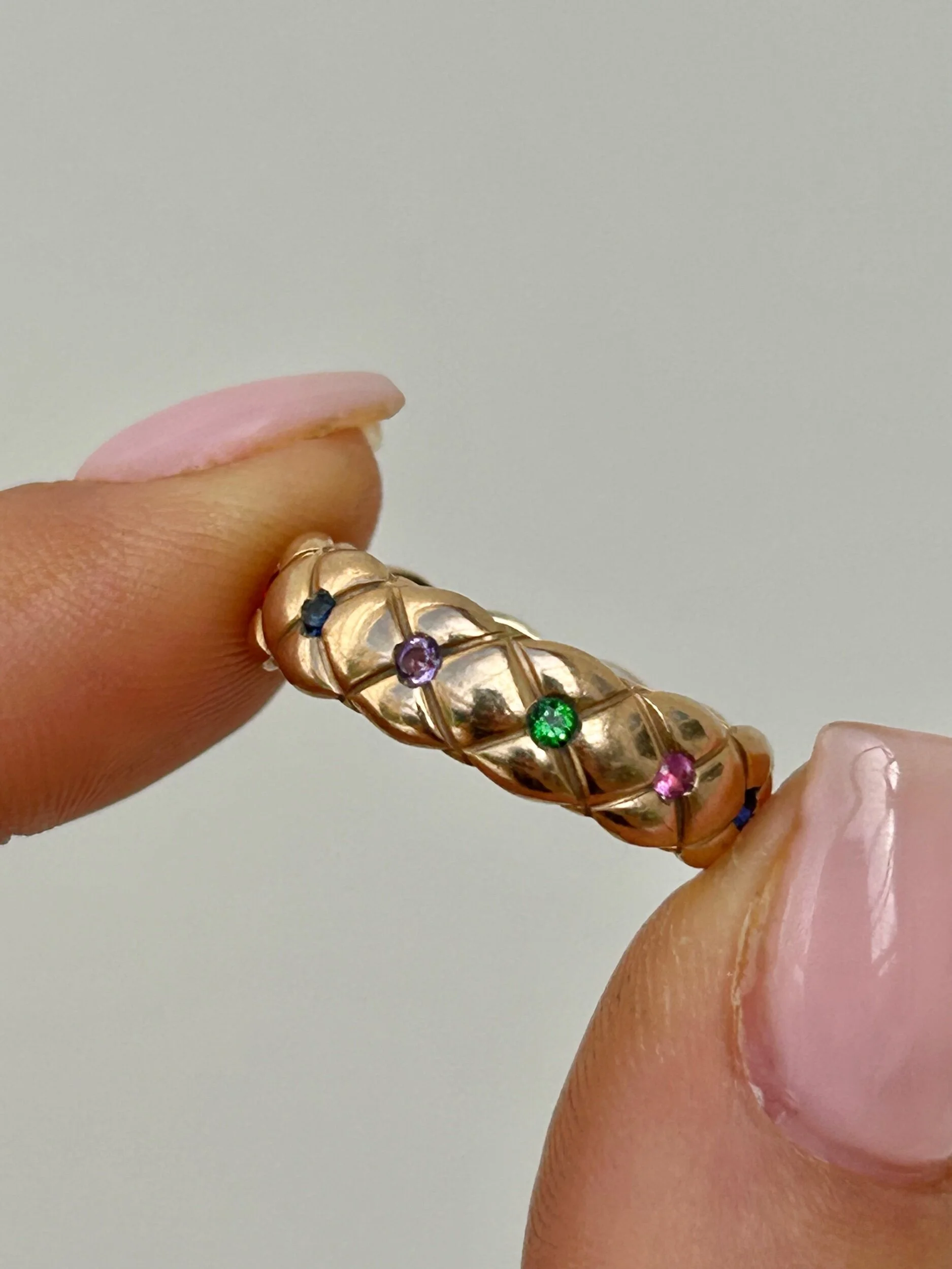 DE1EB12D-0BF1-4197-AF07-34067C691041