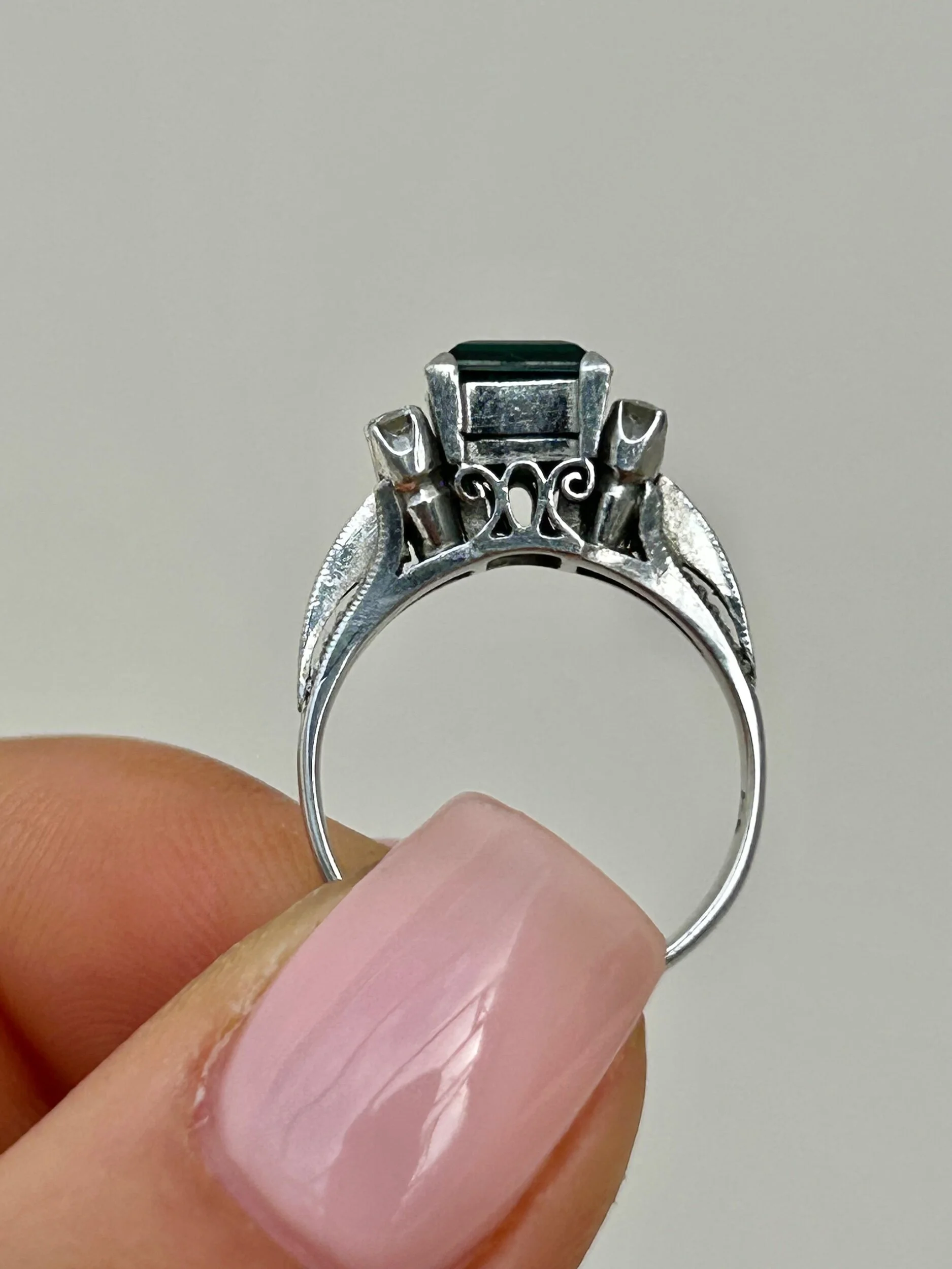 D0028A46-2538-48FB-BC85-8ADEA26F02A8