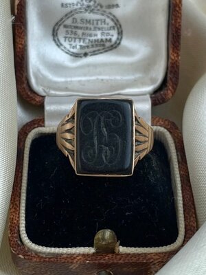 Antique 9ct Gold 'GL' Initial Large Signet Ring — Gembank1973 Antique 9ct Gold 'GL' Initial Large Signet Ring — Gembank1973